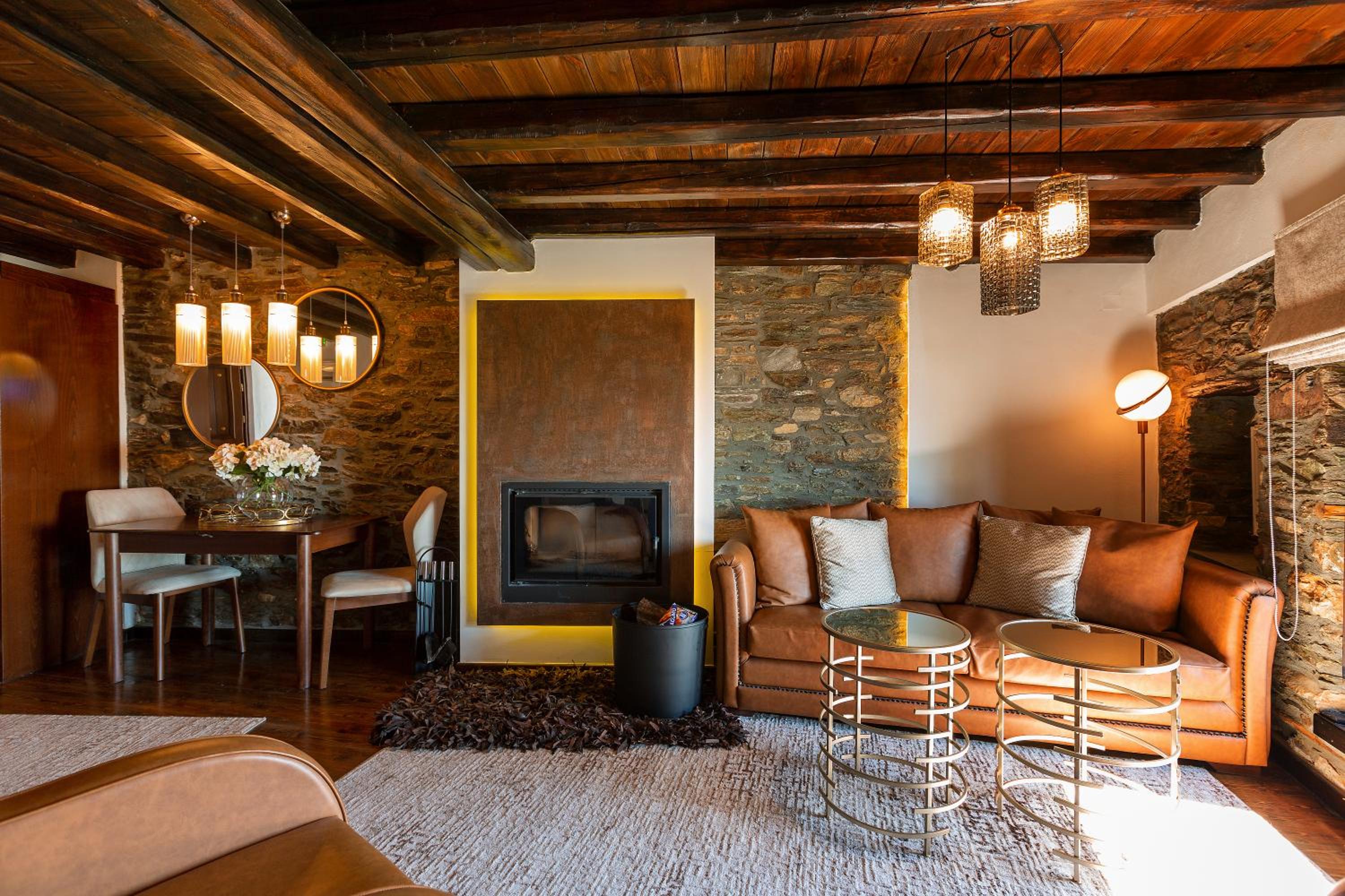 Superior Suite - Photo 4