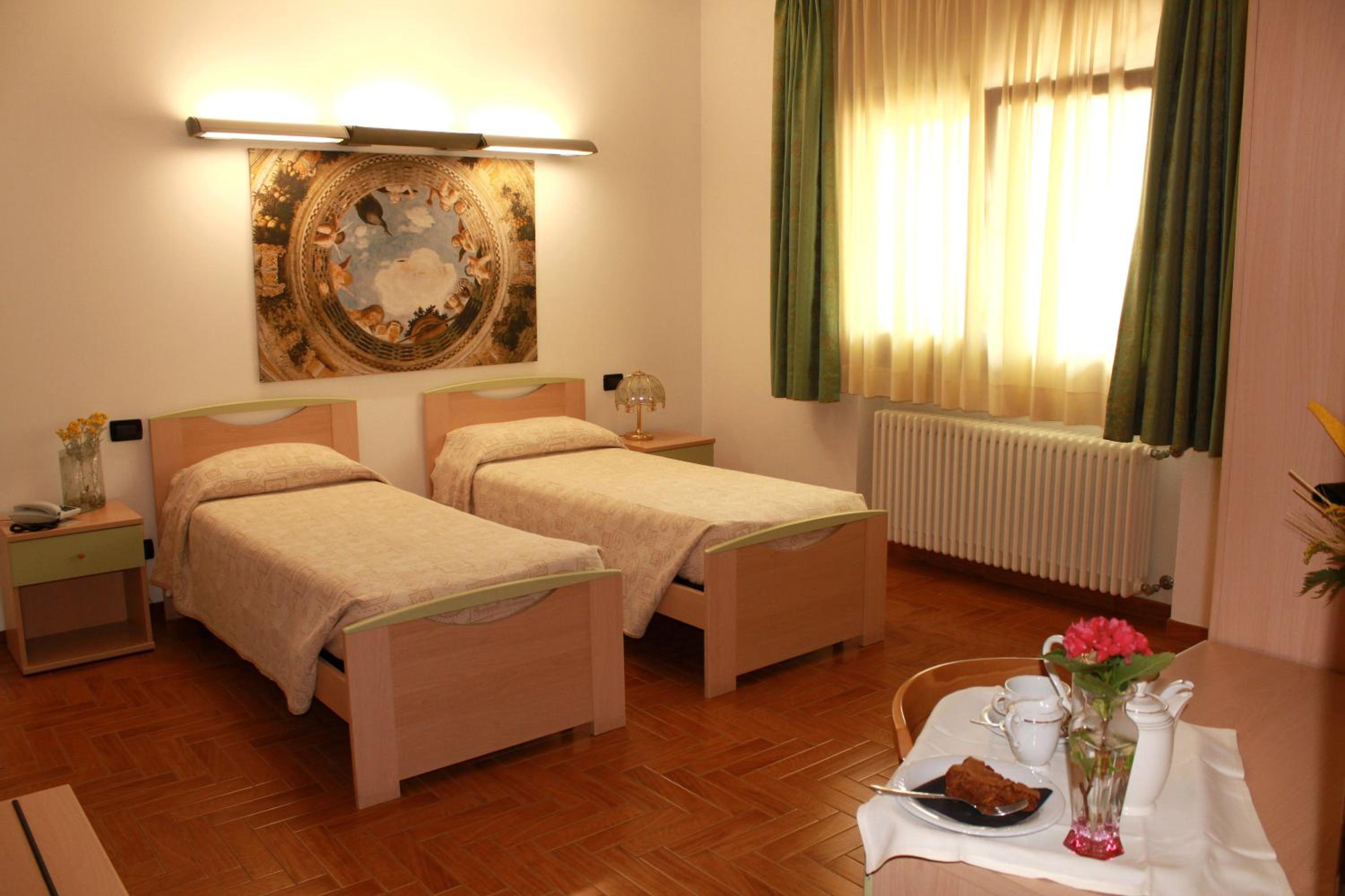 Double or Twin Room photo 1