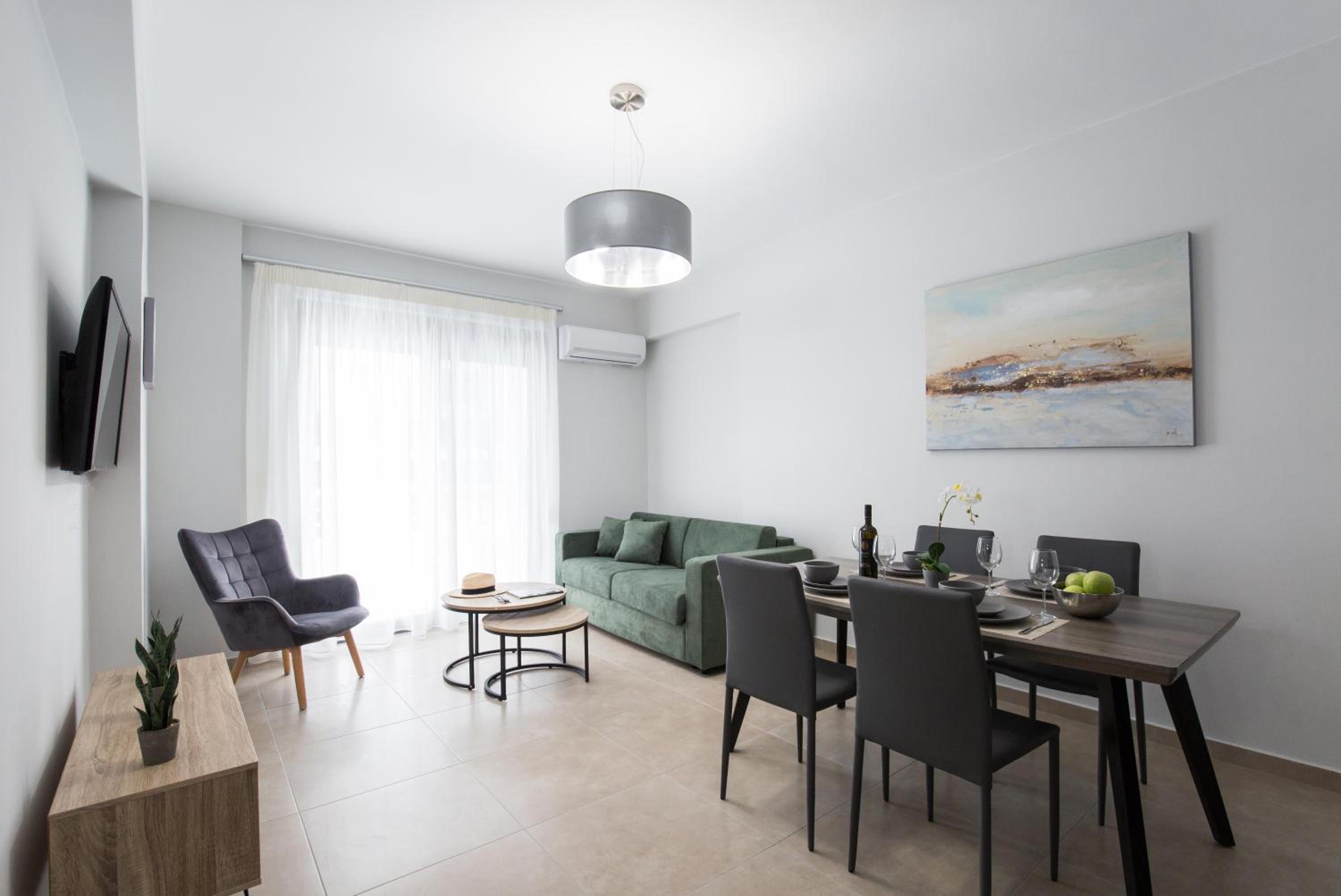 Deluxe Apartment