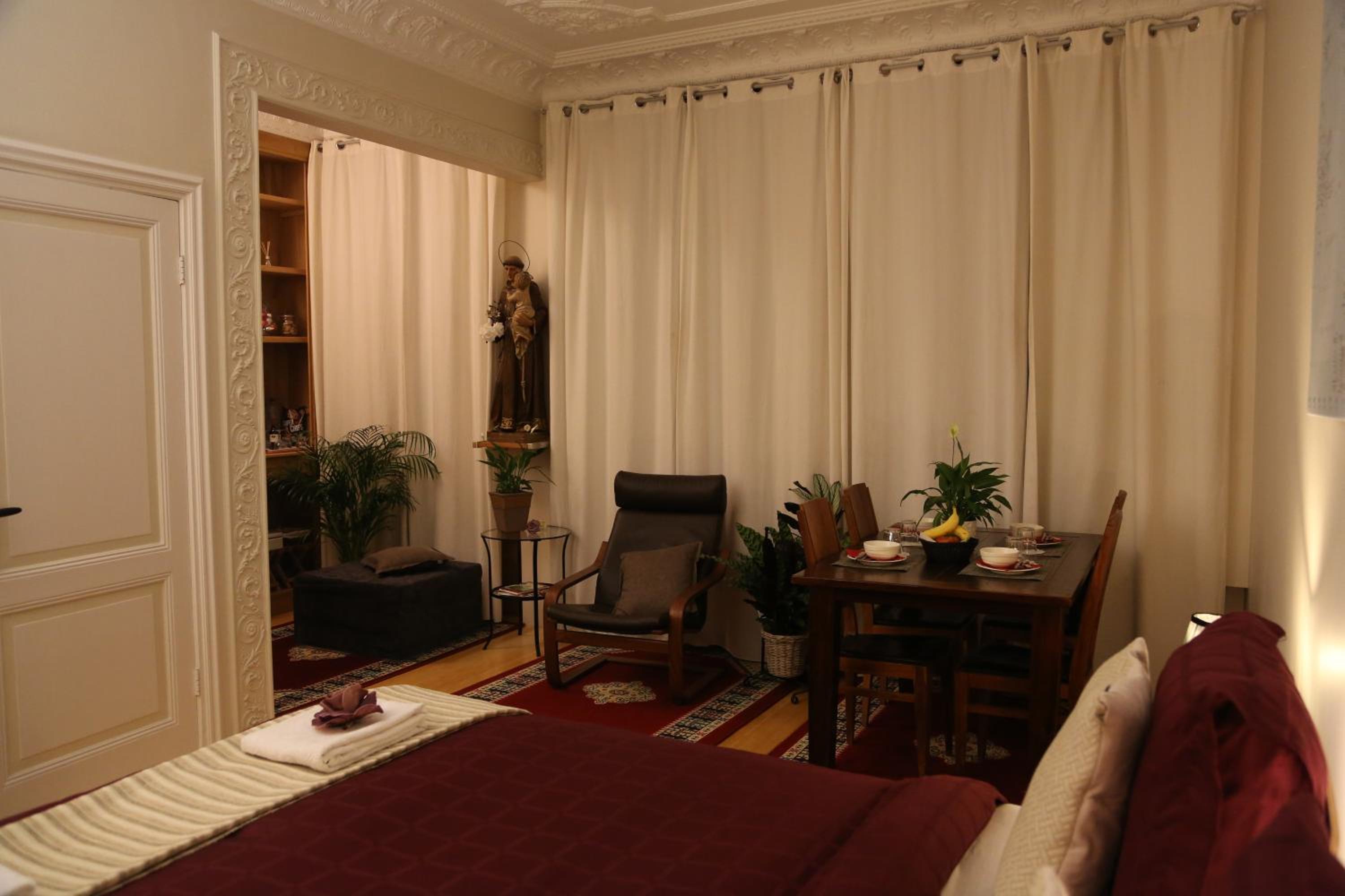 Two Connecting Double Rooms - Photo 18