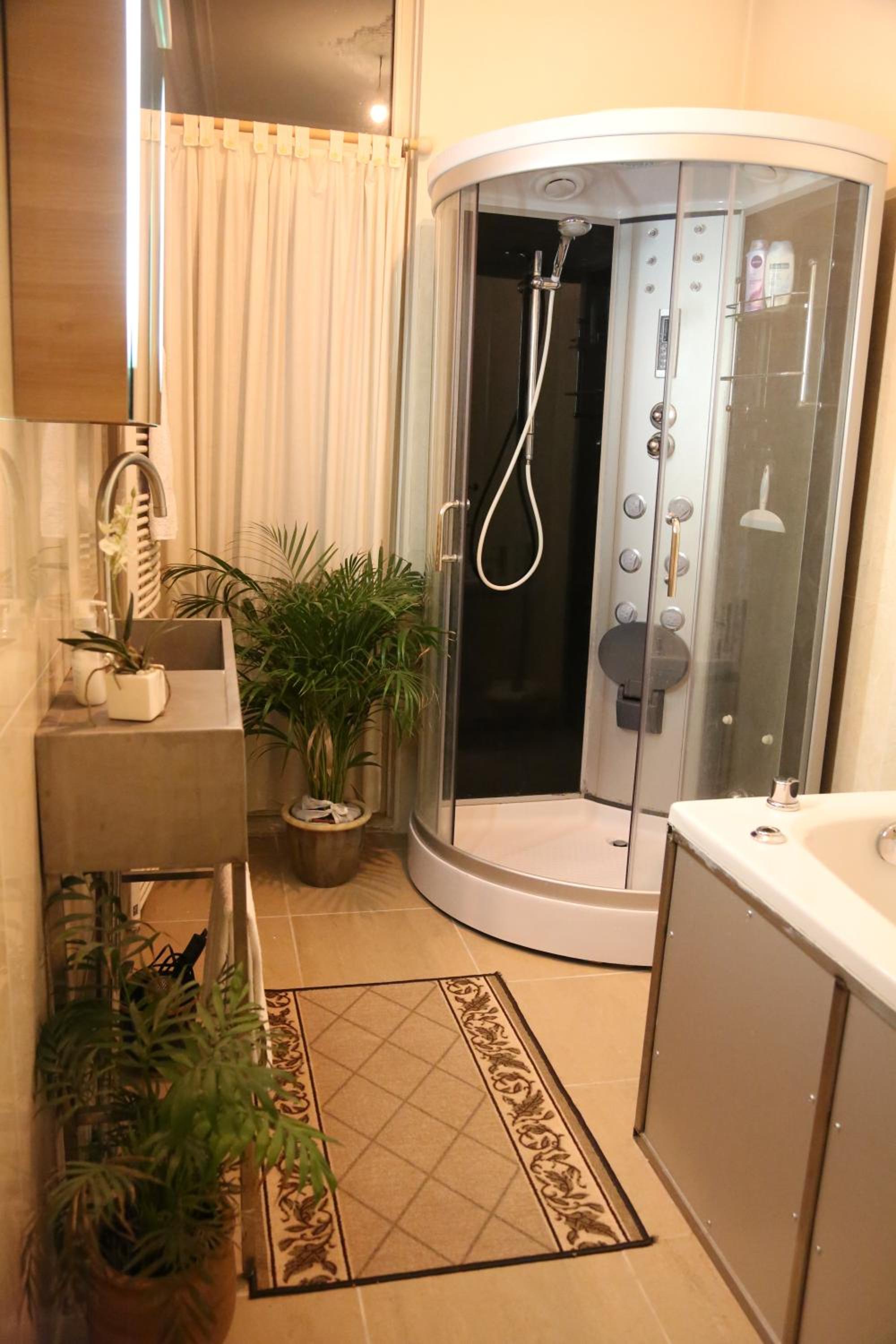 Two Connecting Double Rooms - Photo 5