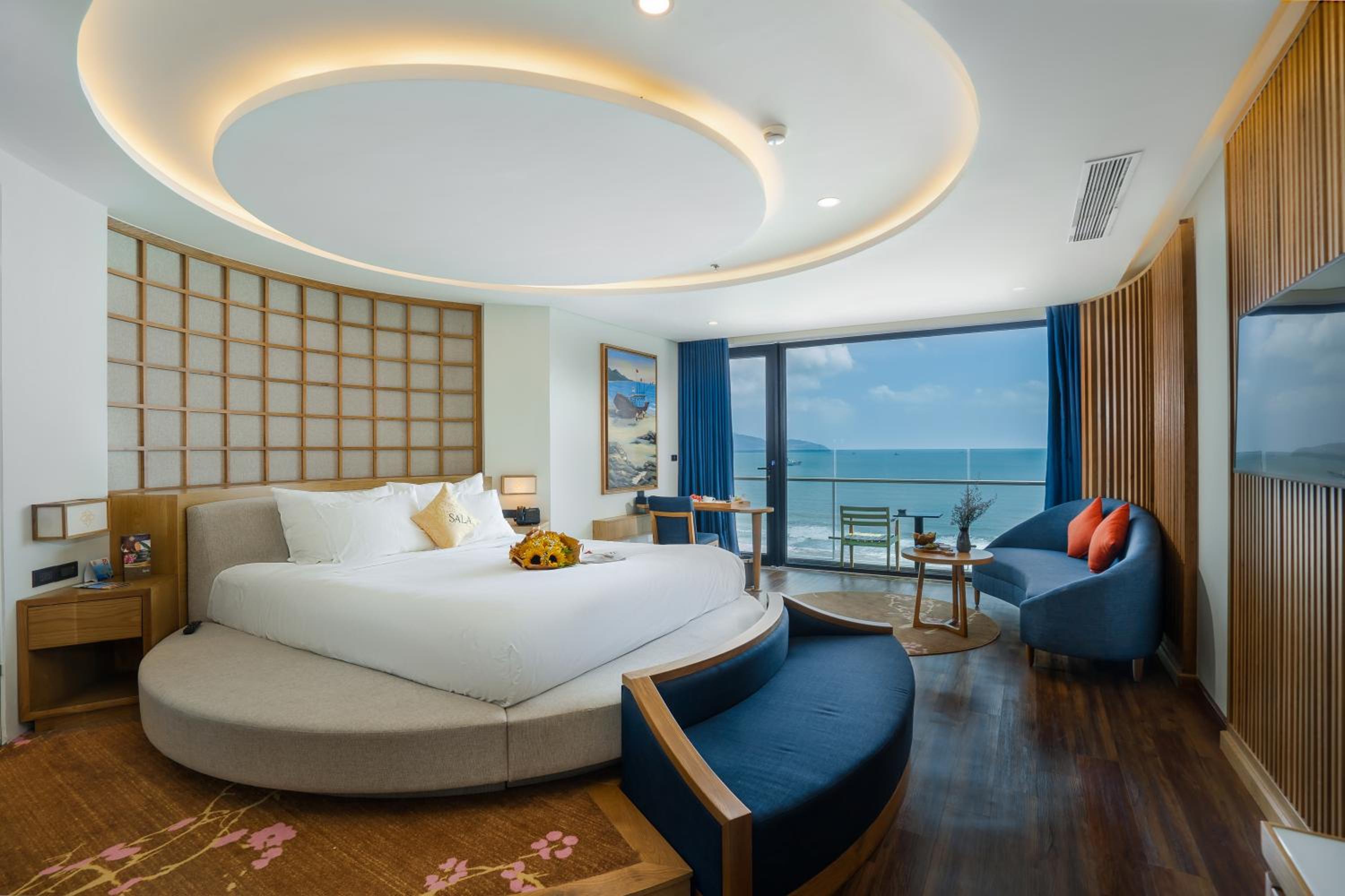 Special Offer - SALA Suite with Balcony and Sea View - Photo 1