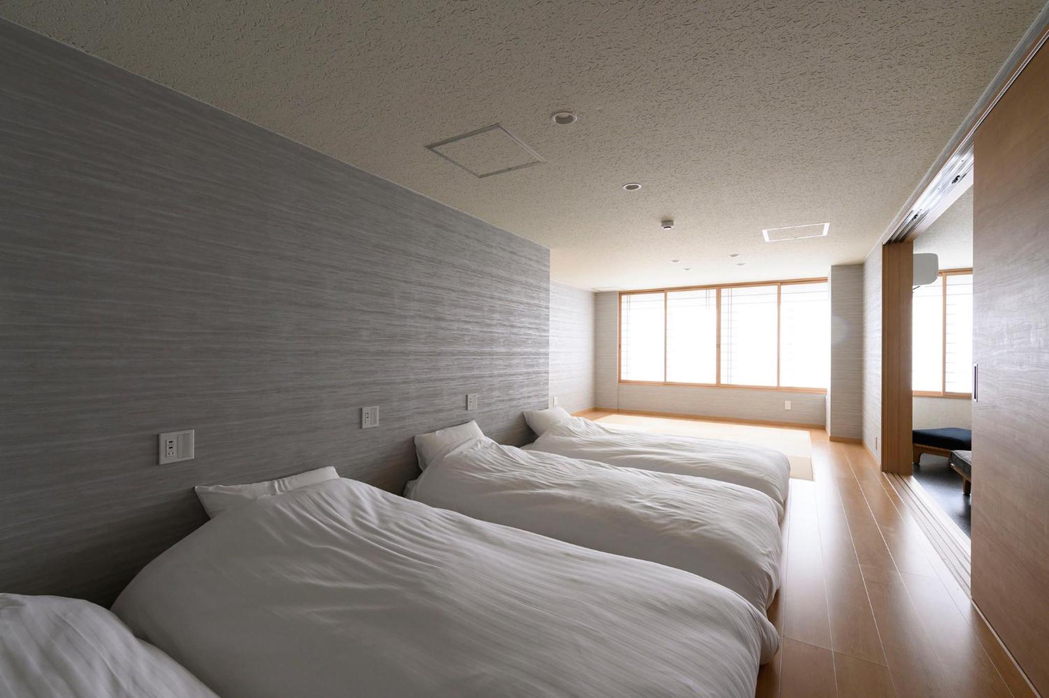 Deluxe Suite - Photo 1