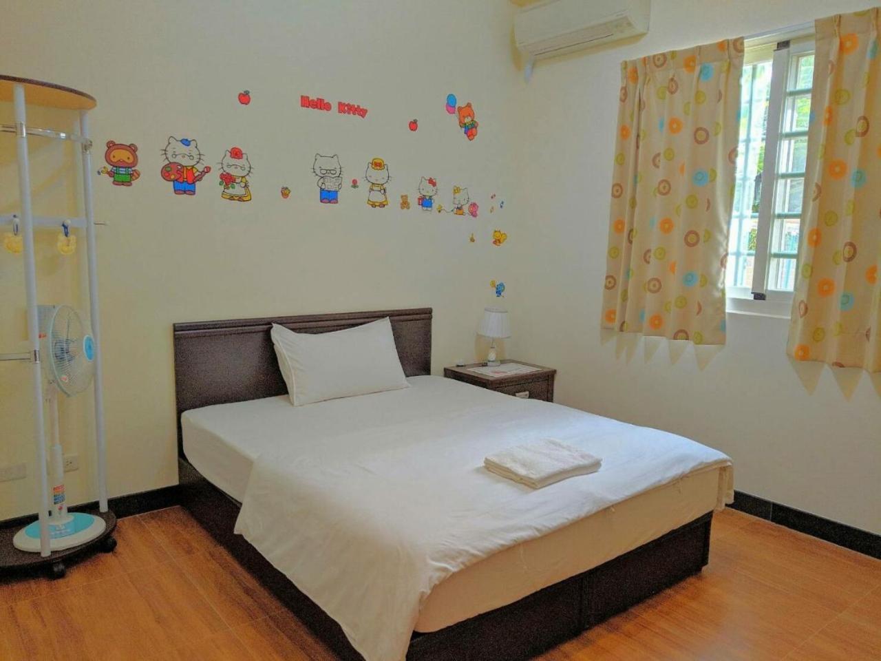 Standard Double Room with Shared Bathroom photo 1