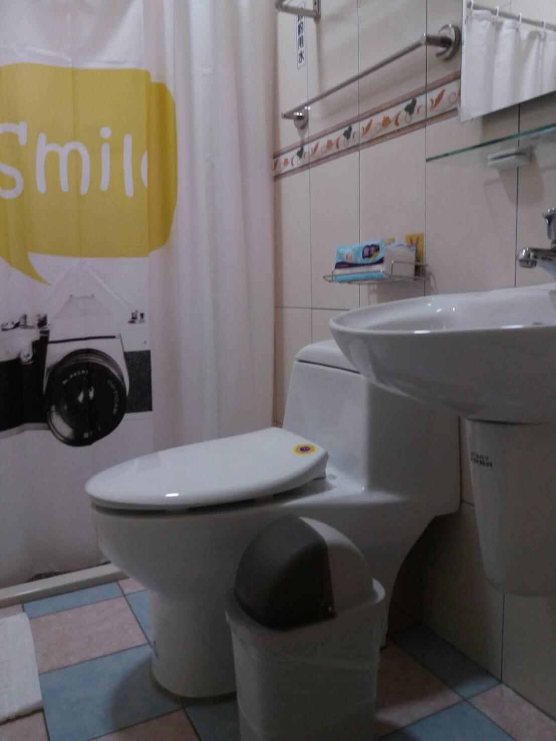 Standard Double Room with Shared Bathroom photo 2