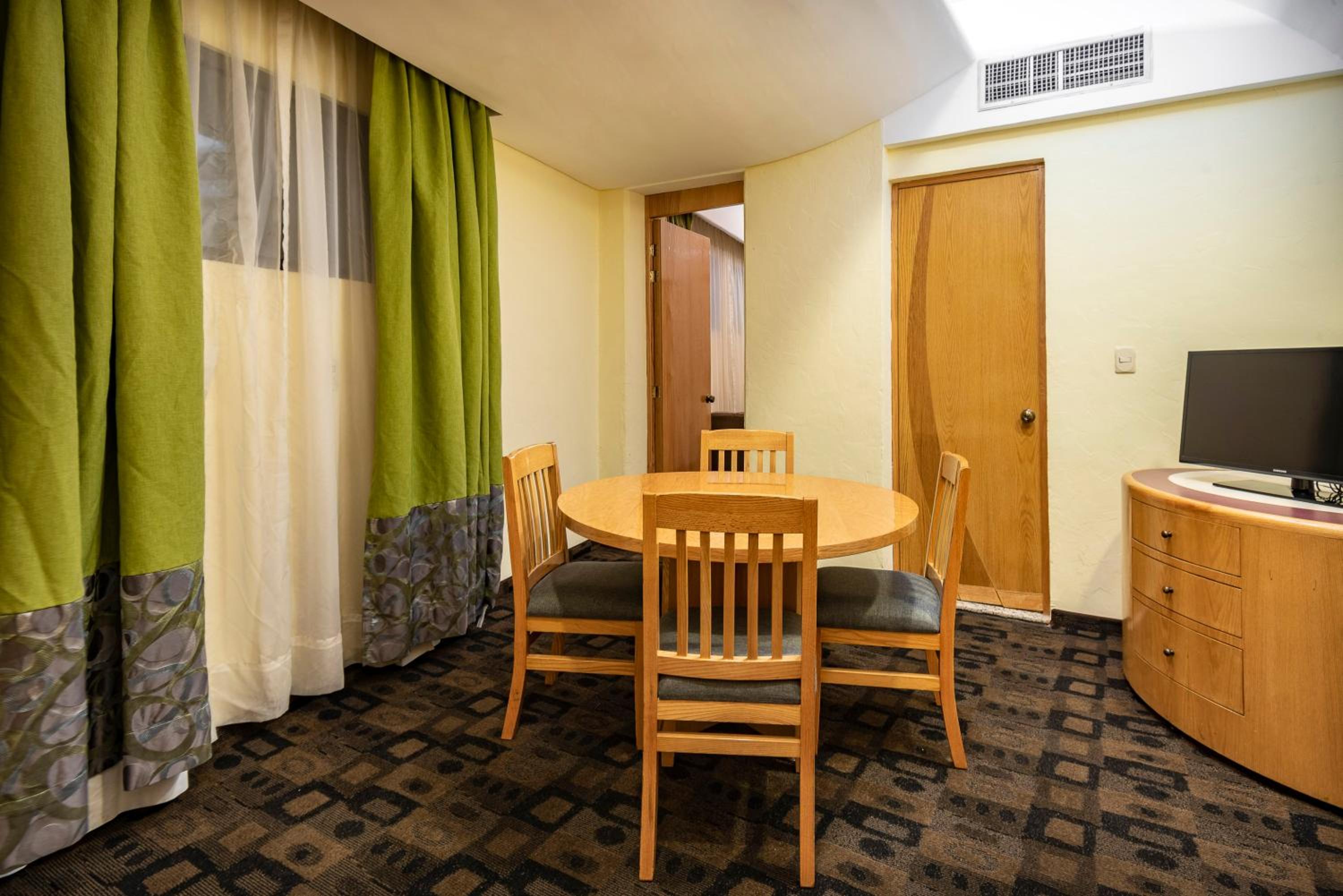 Junior Suite - Photo 11