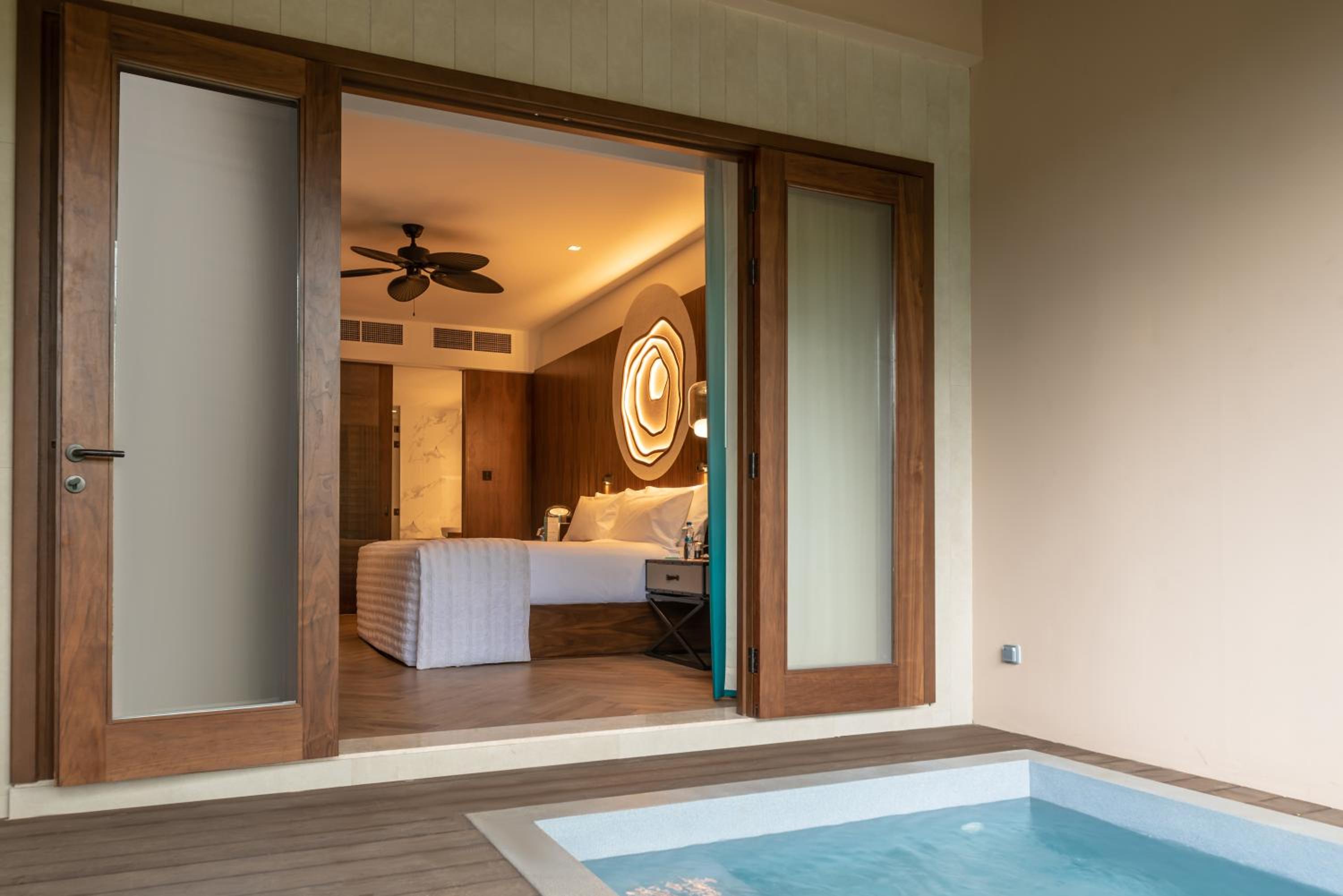 Plunge Pool Hideaway – Adult Only - Photo 5