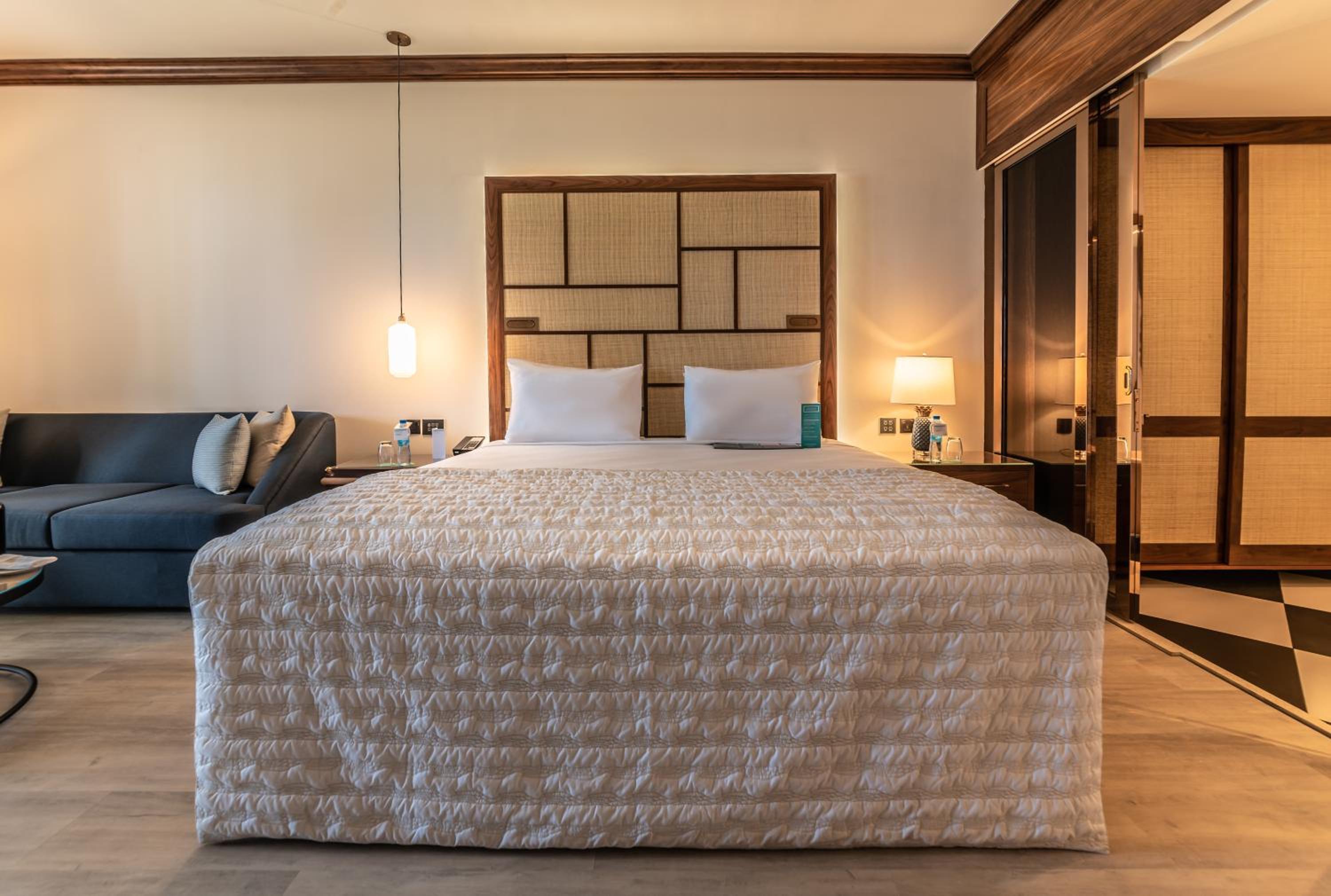 Ocean Sky Junior Suite - King - Photo 8