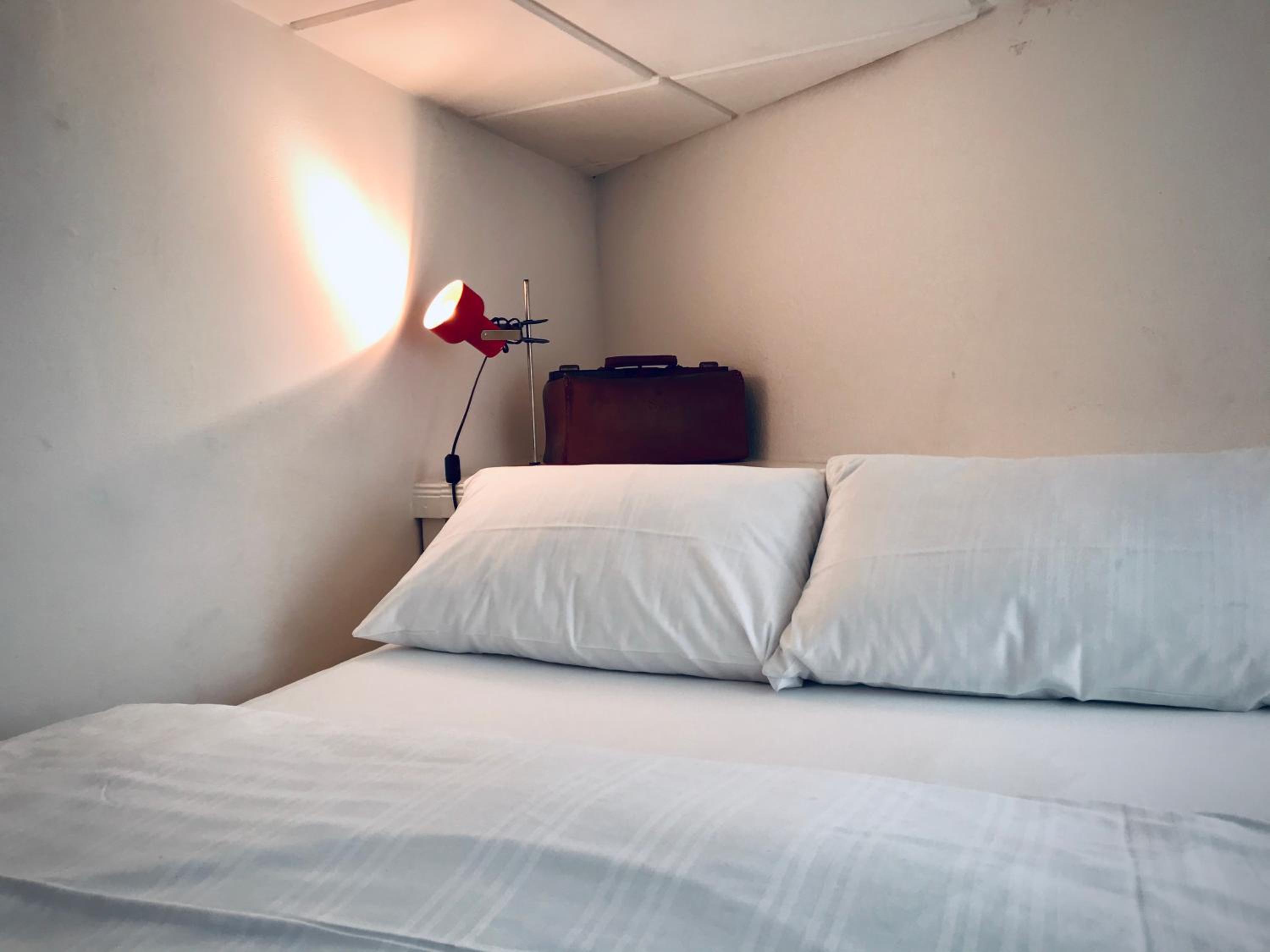 Double Room with Shared Bathroom photo 1