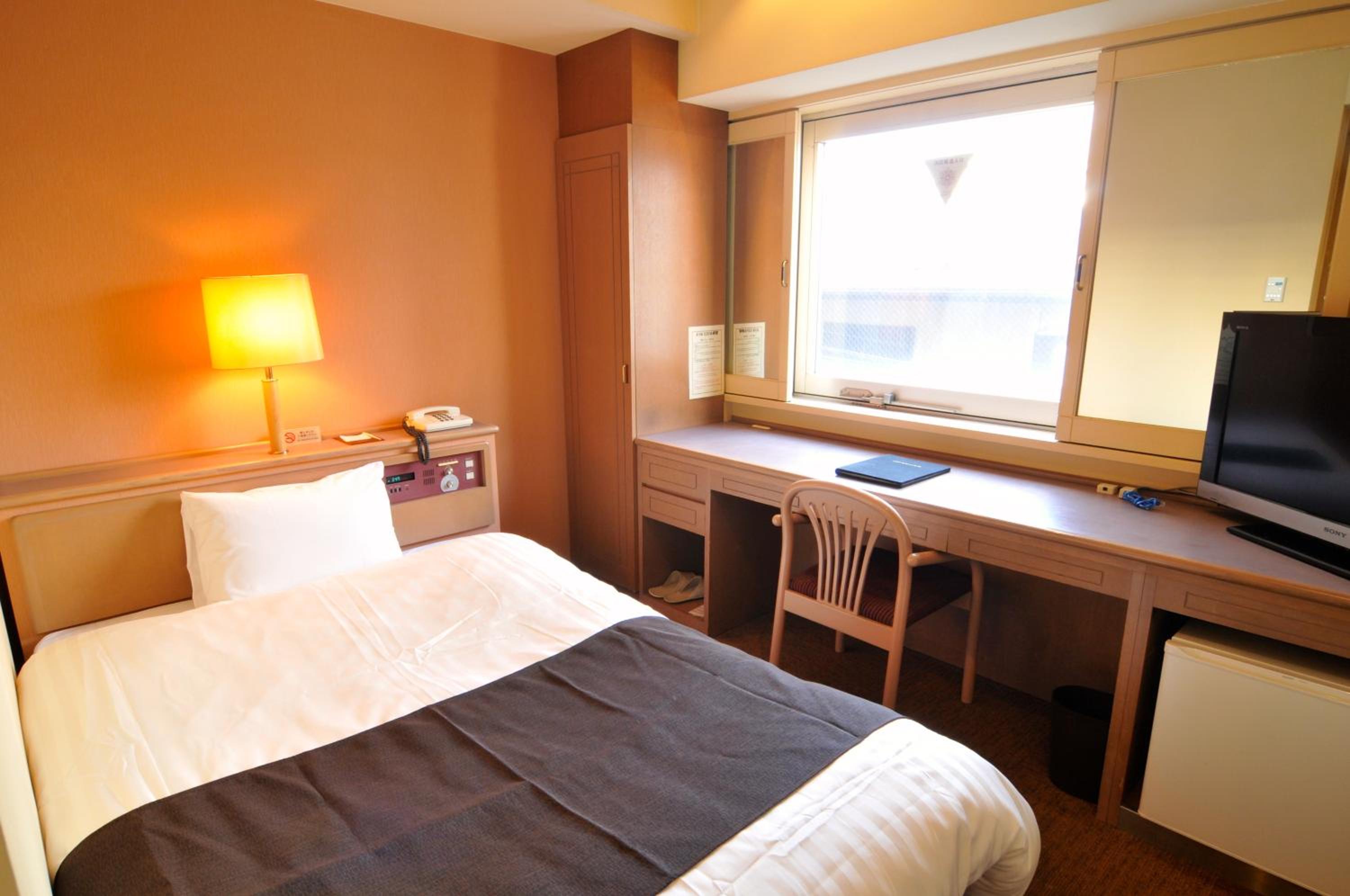 Standard Single Room - Non-Smoking photo 1