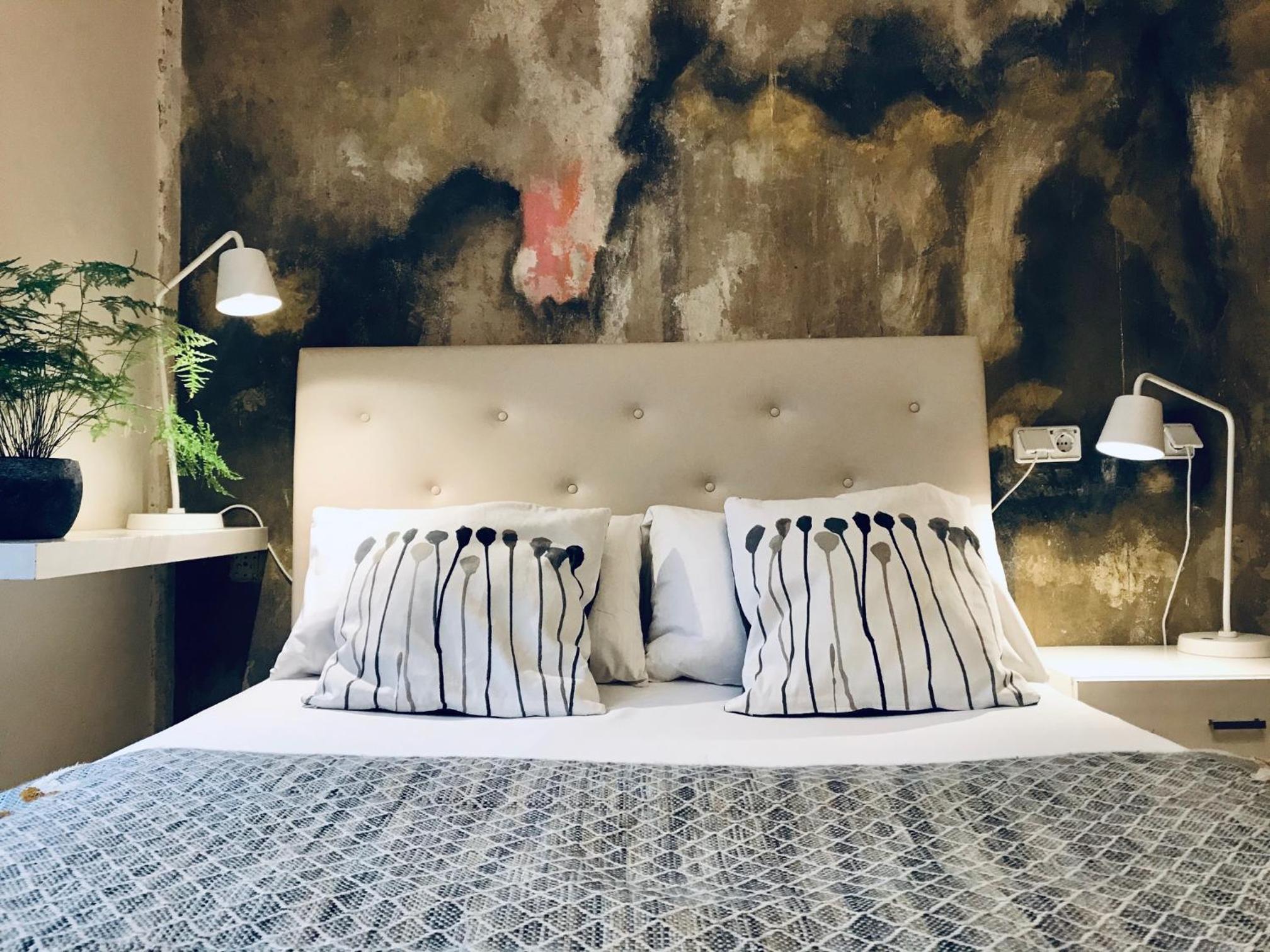 Double Room with Shared Bathroom photo 1