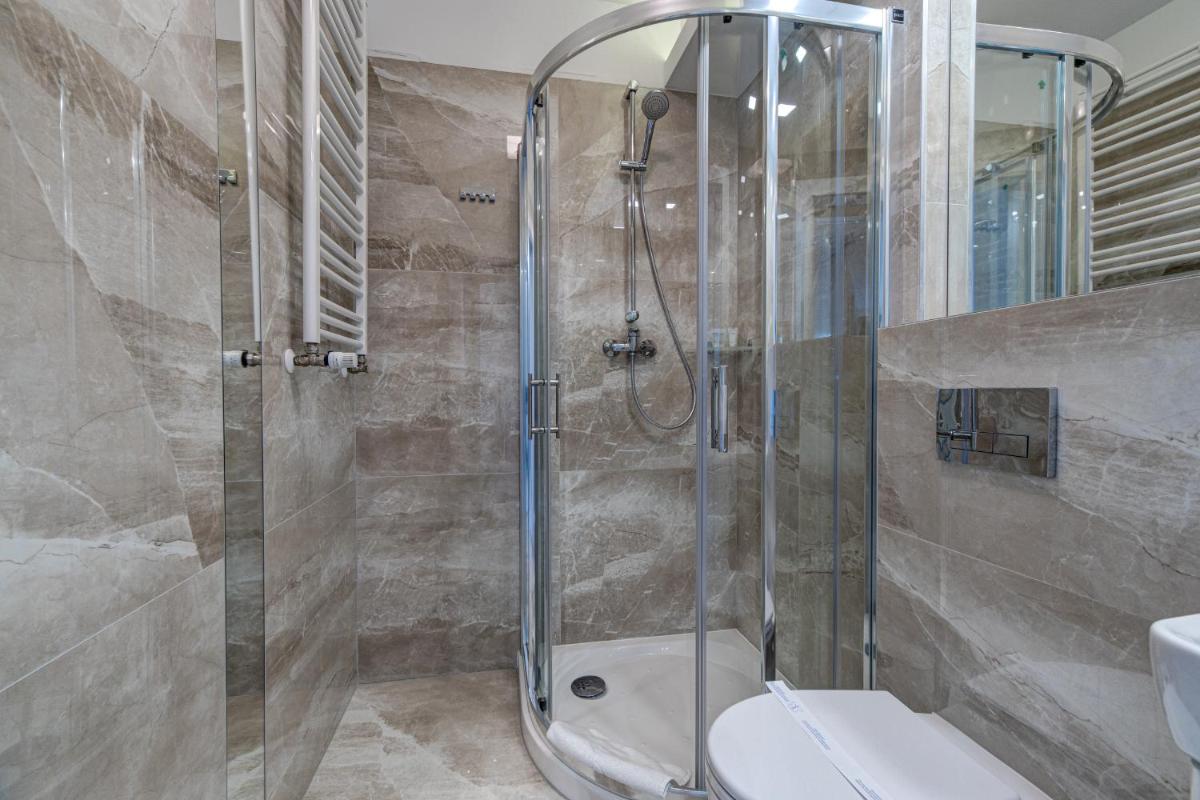 Standard Plus Apartment - Rondo Apartamenty photo 3