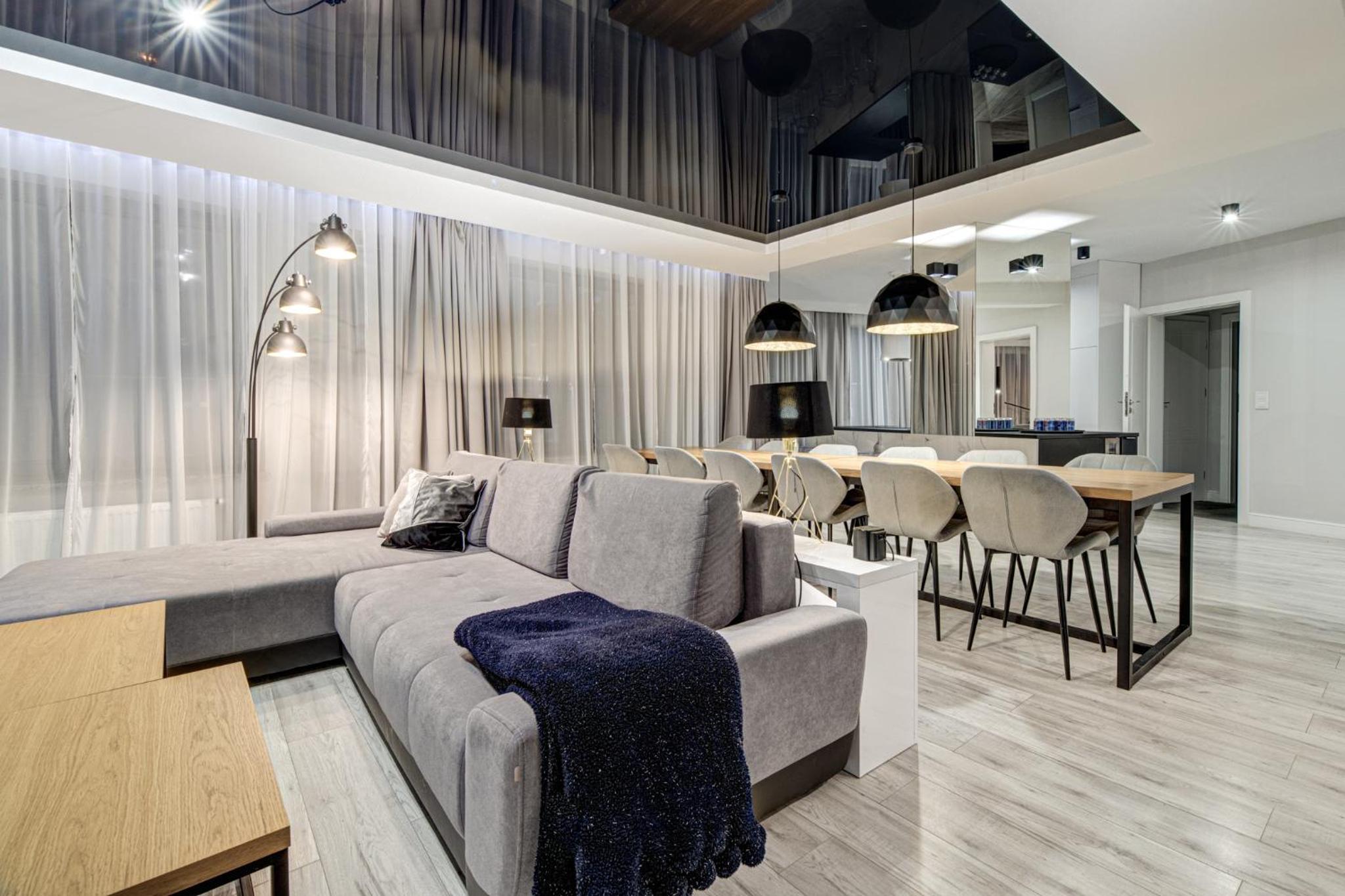 Penthouse Black Apartment photo 2