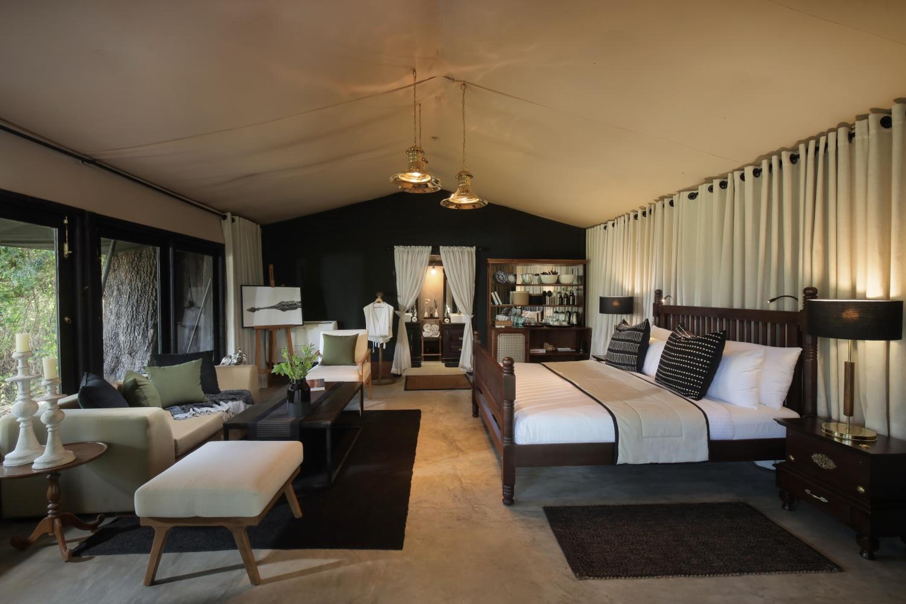 Suite Tent with Plunge Pool