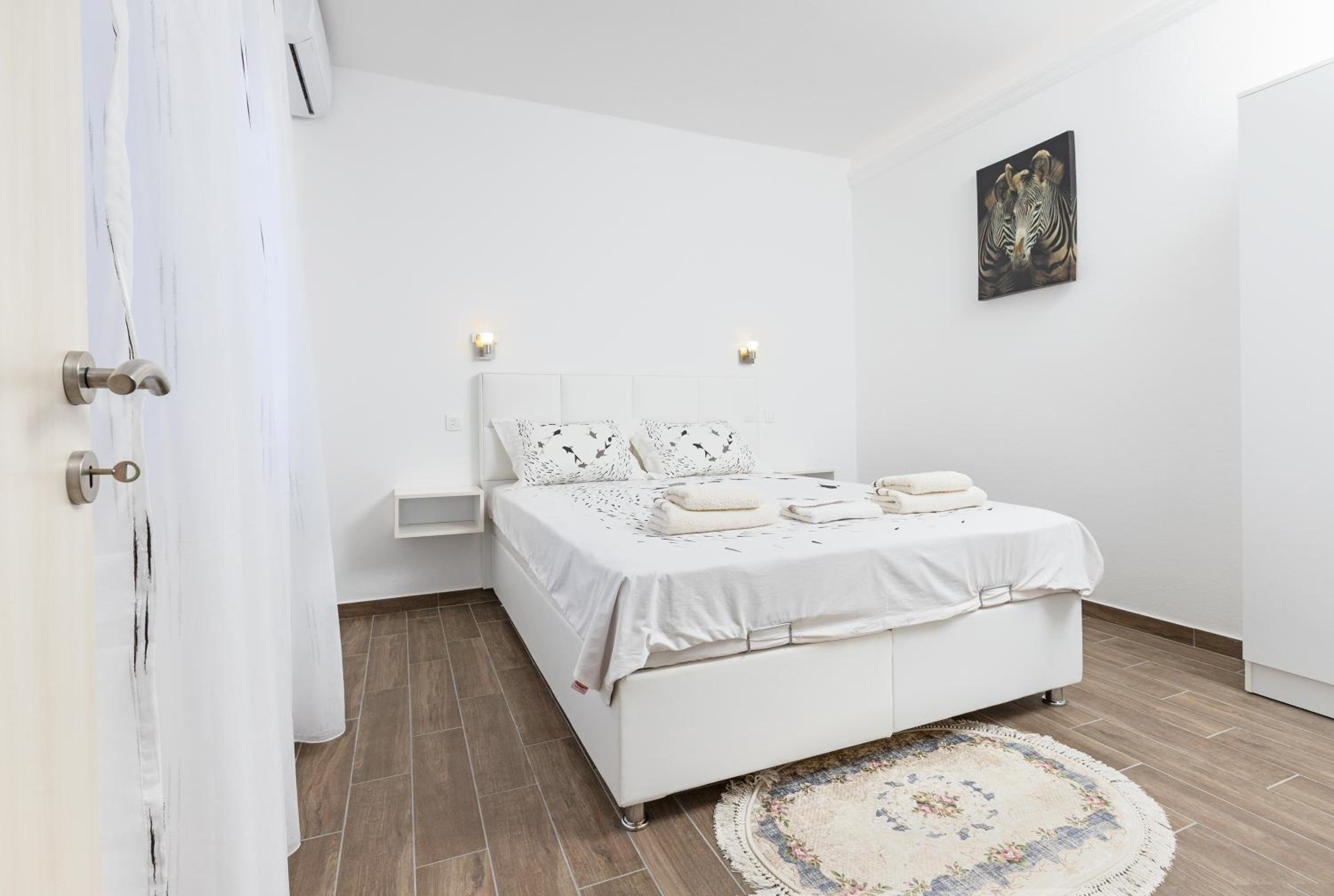 One Bedroom Apartment photo 1