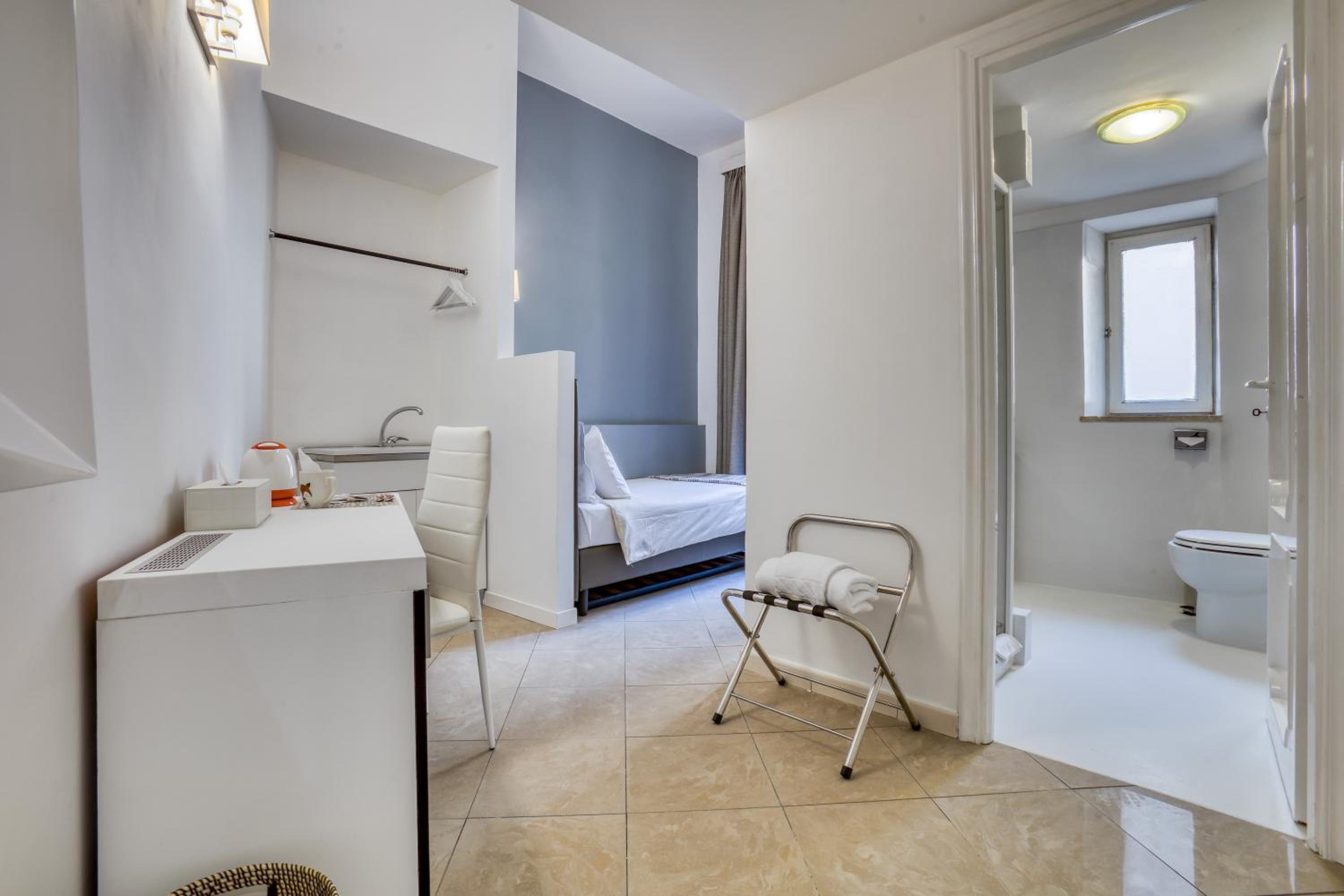 Single Room photo 3
