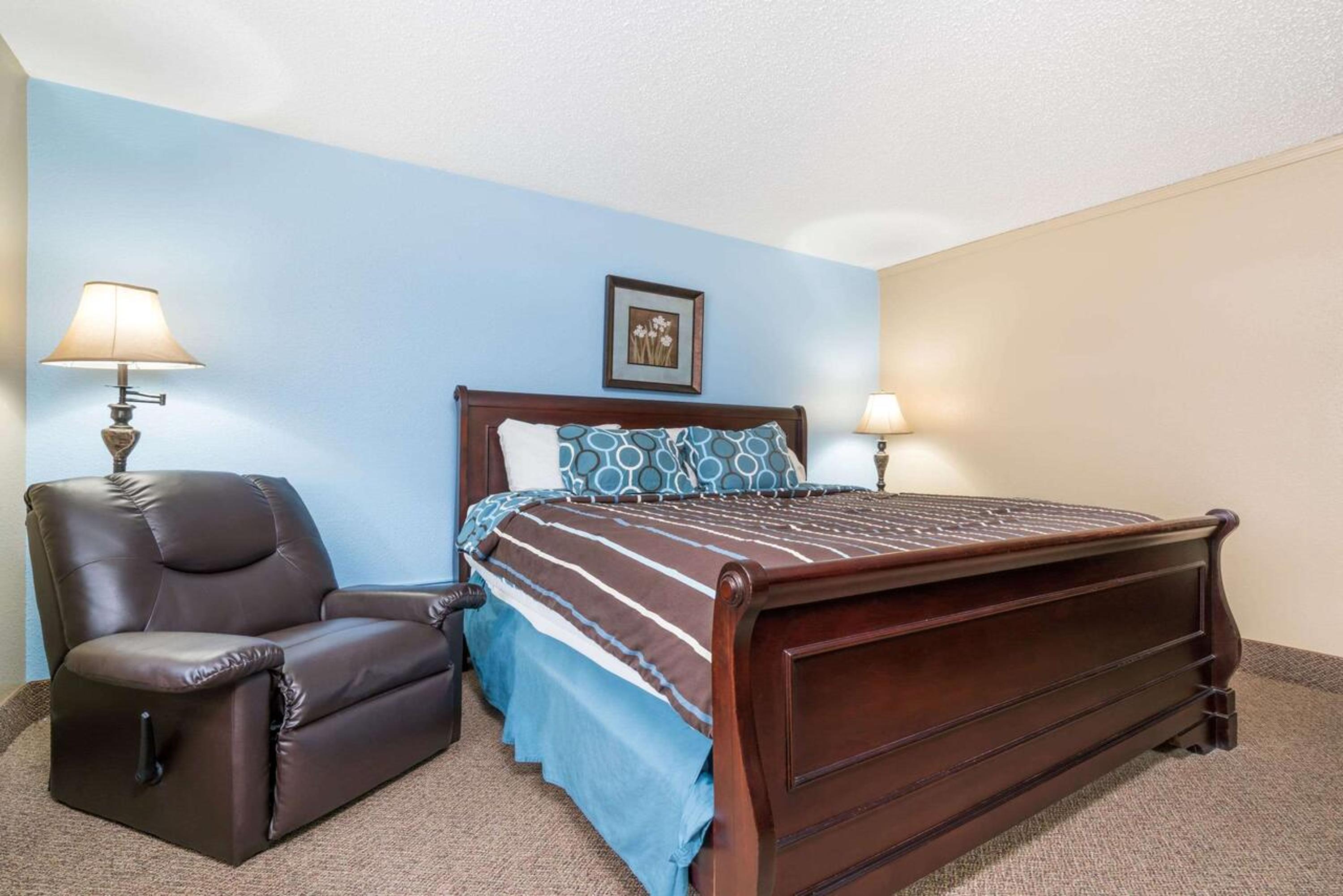 Business King Room - Photo 1