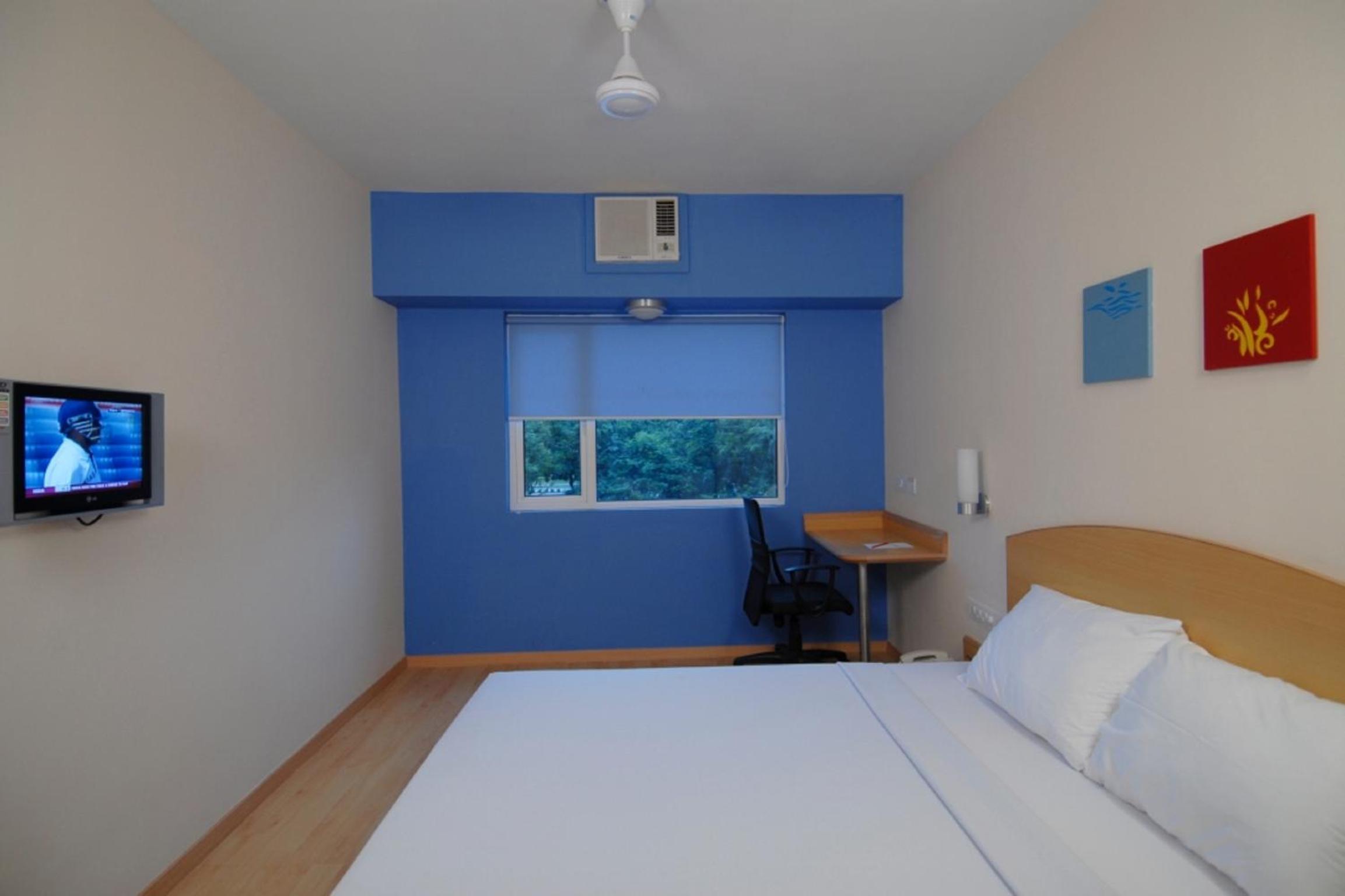Queen Room - Photo 2