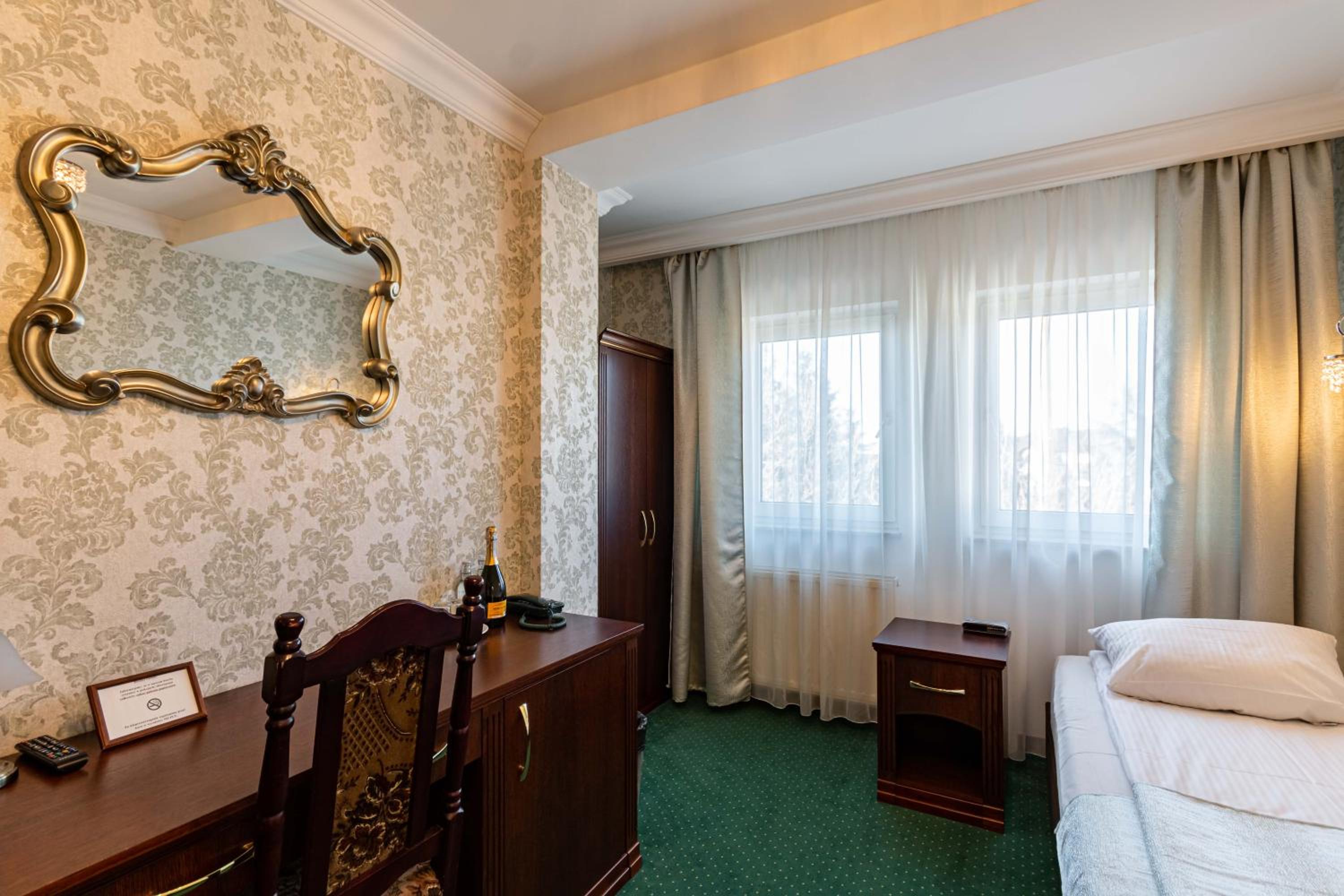 Superior Single Room photo 3