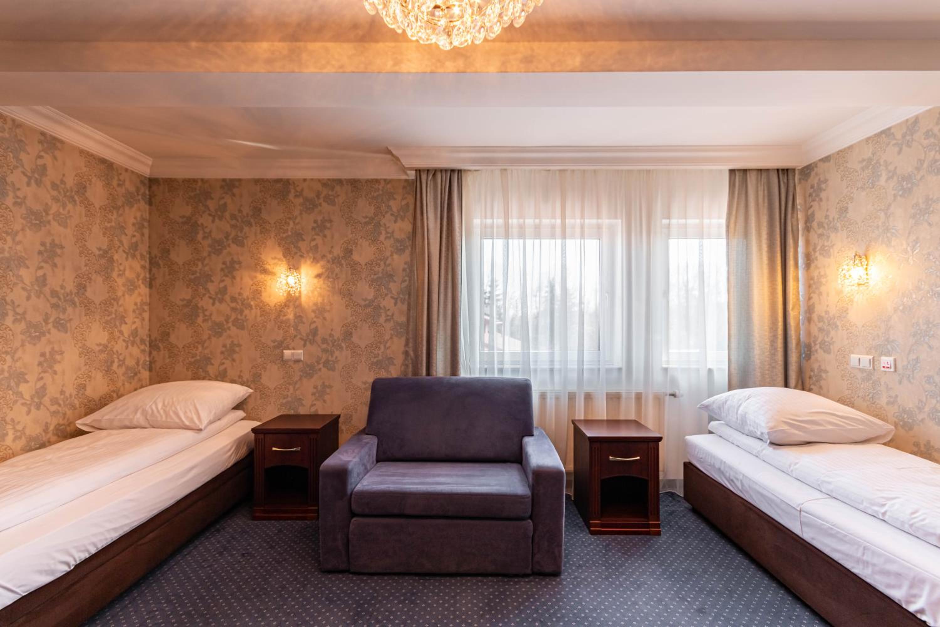 Superior Triple Room photo 2