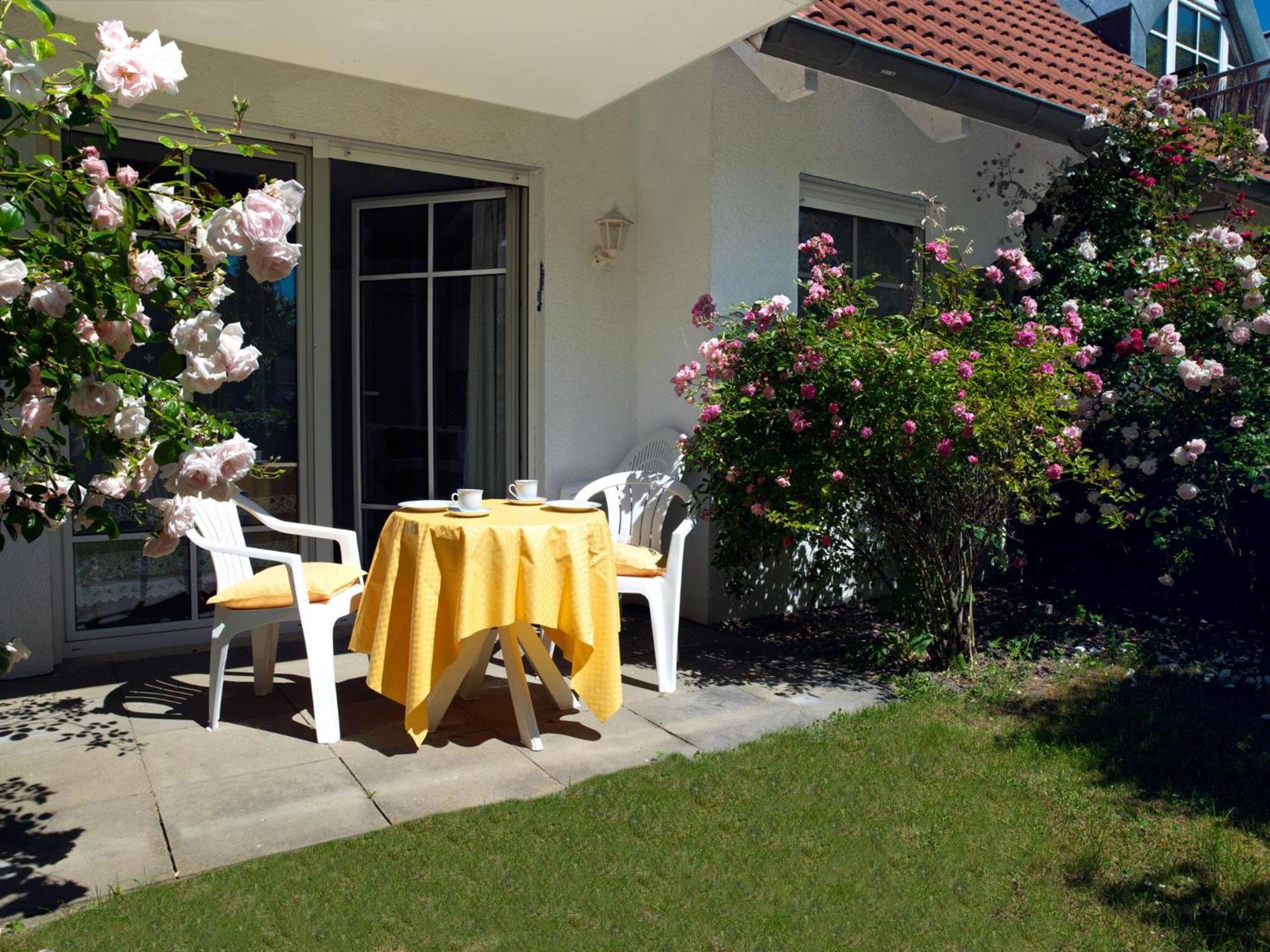 Apartment With Terrace photo 3
