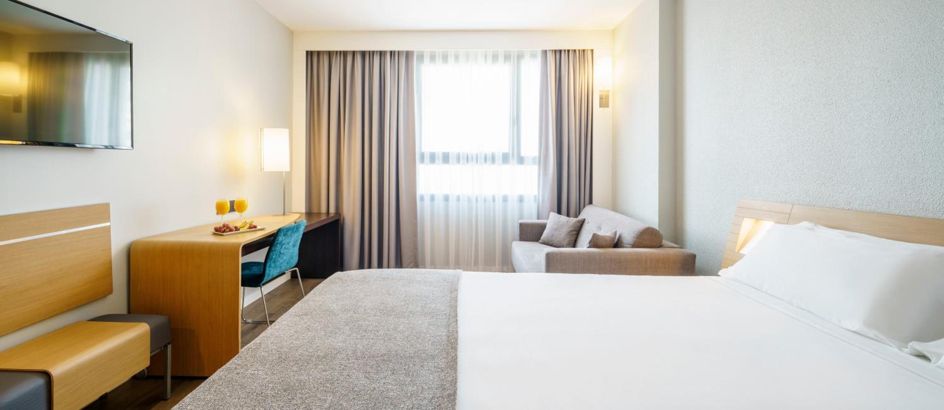 Standard Double or Twin Room - Photo 3