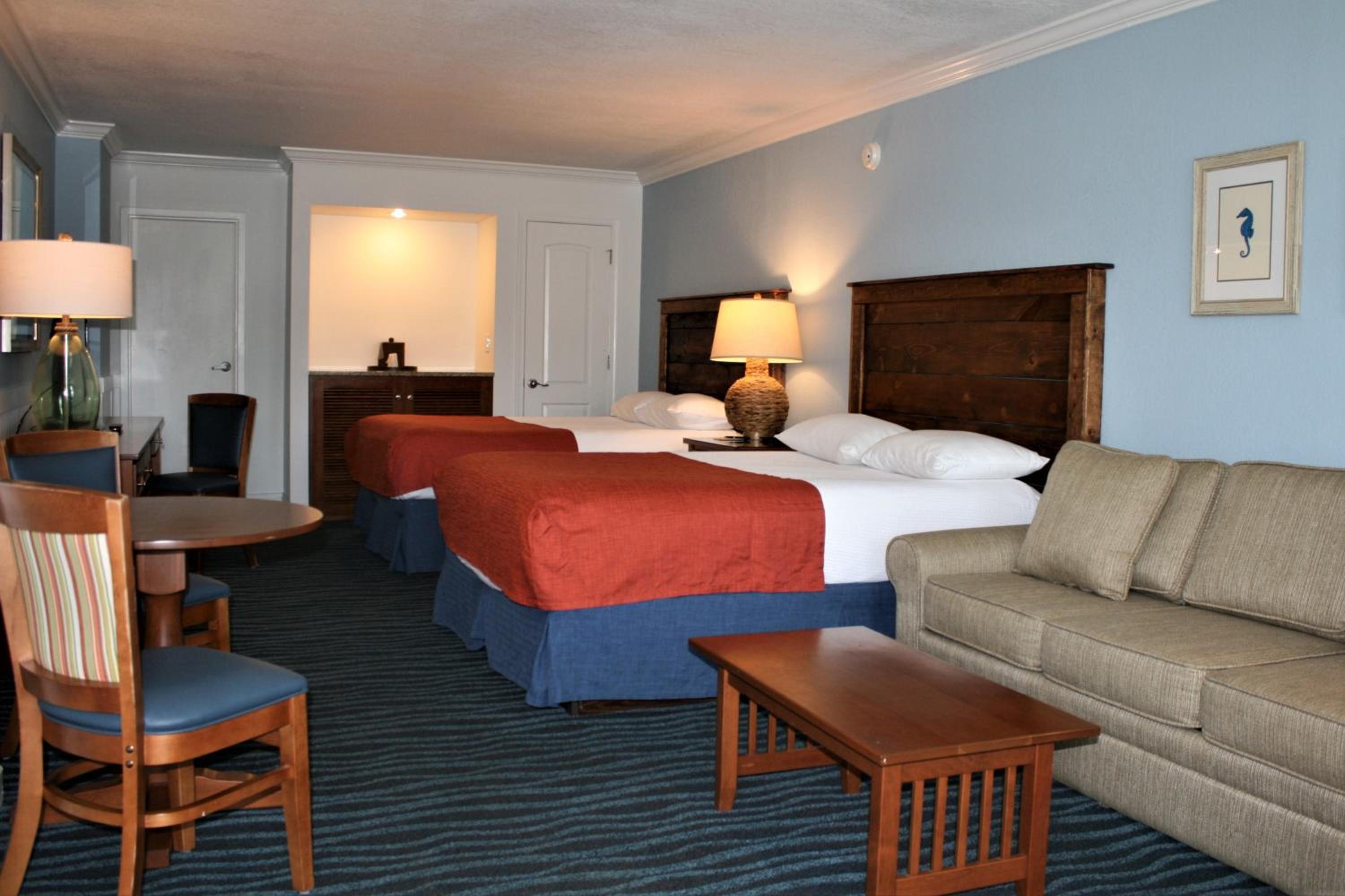 Sea Glass Queen Suite (Avenue II) photo 1