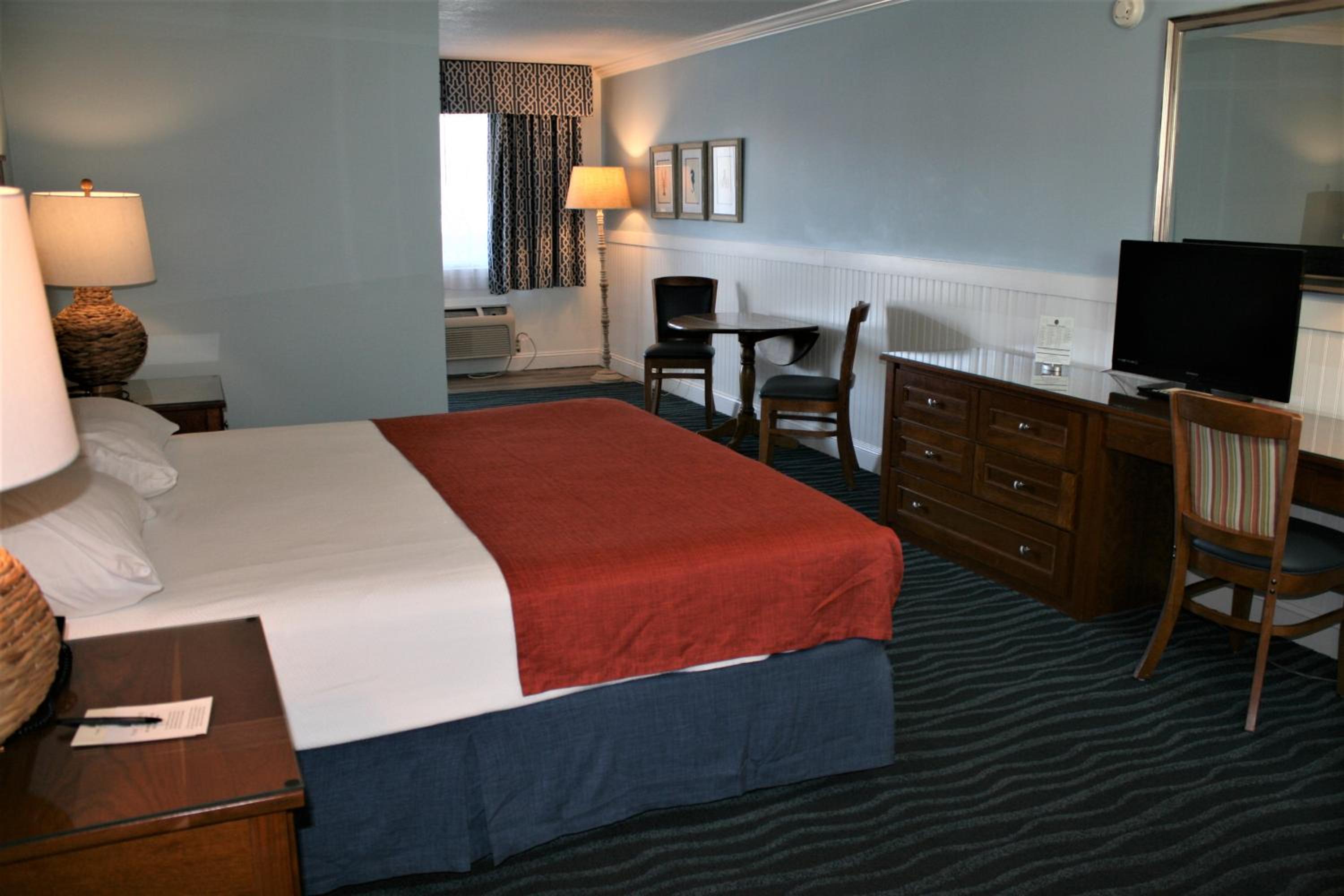 Sea Glass King Suite (Avenue II) photo 1