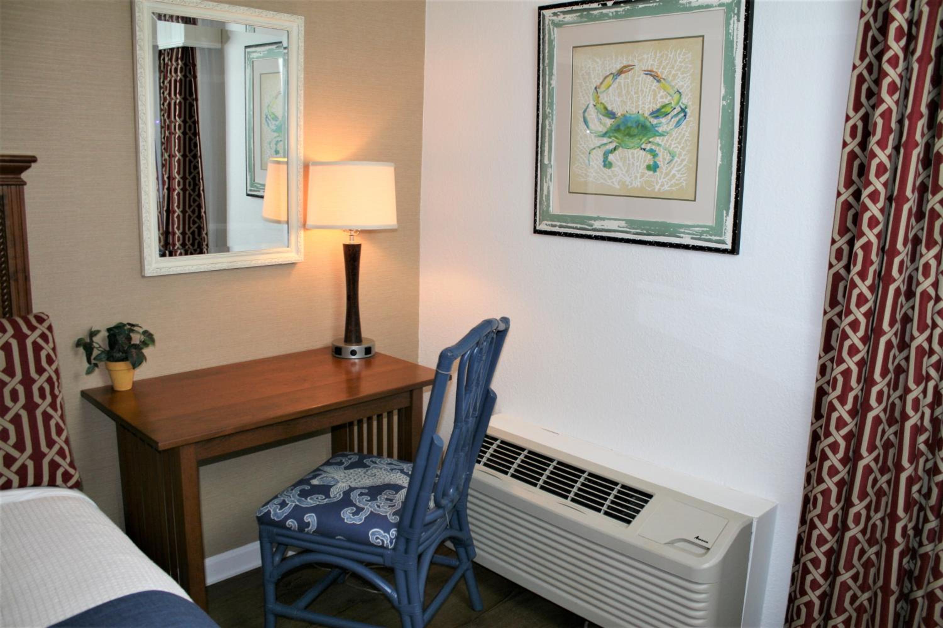 Rehoboth Beach Resort Queen photo 1
