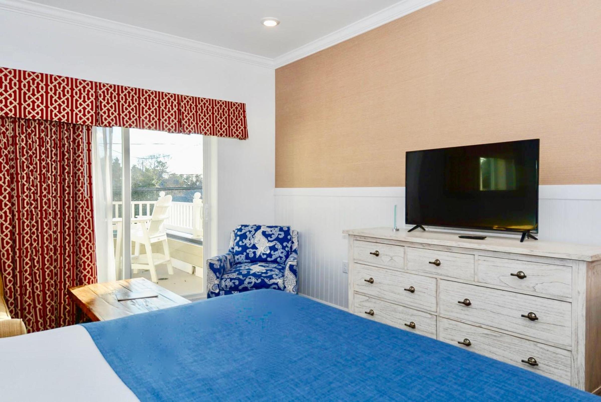Wilmington Avenue Deluxe King photo 1