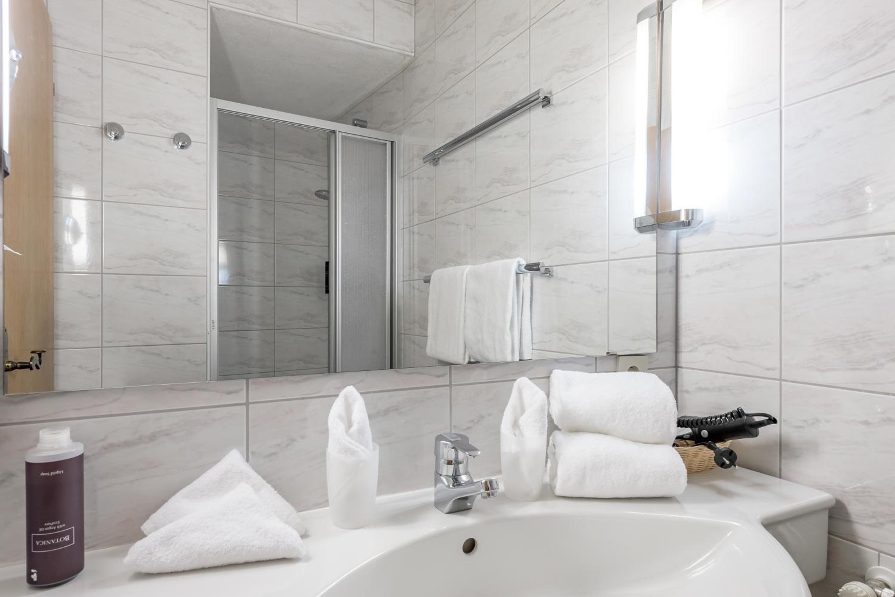 Superior Double Room - Photo 6