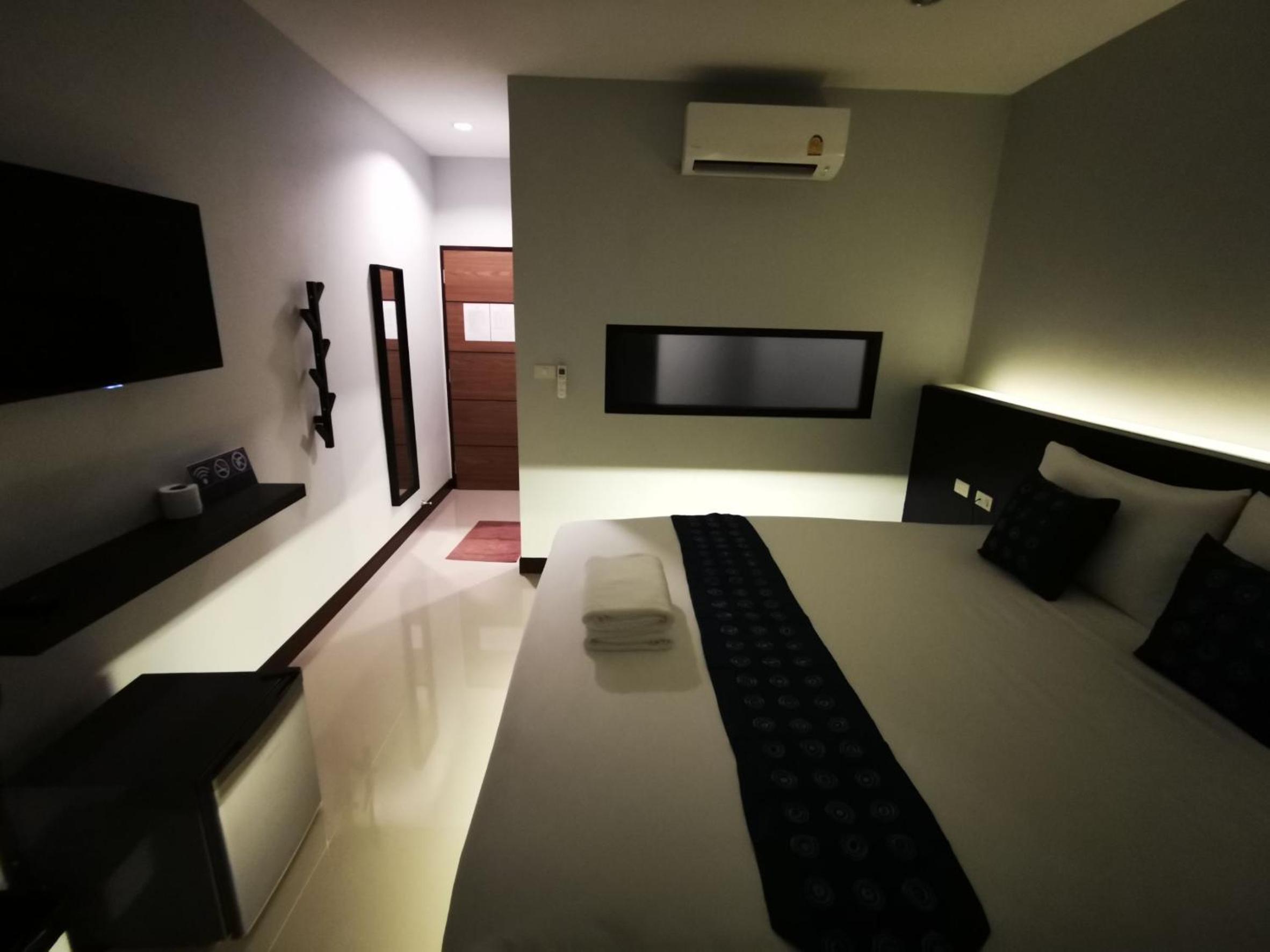 Deluxe Double Studio - Photo 4