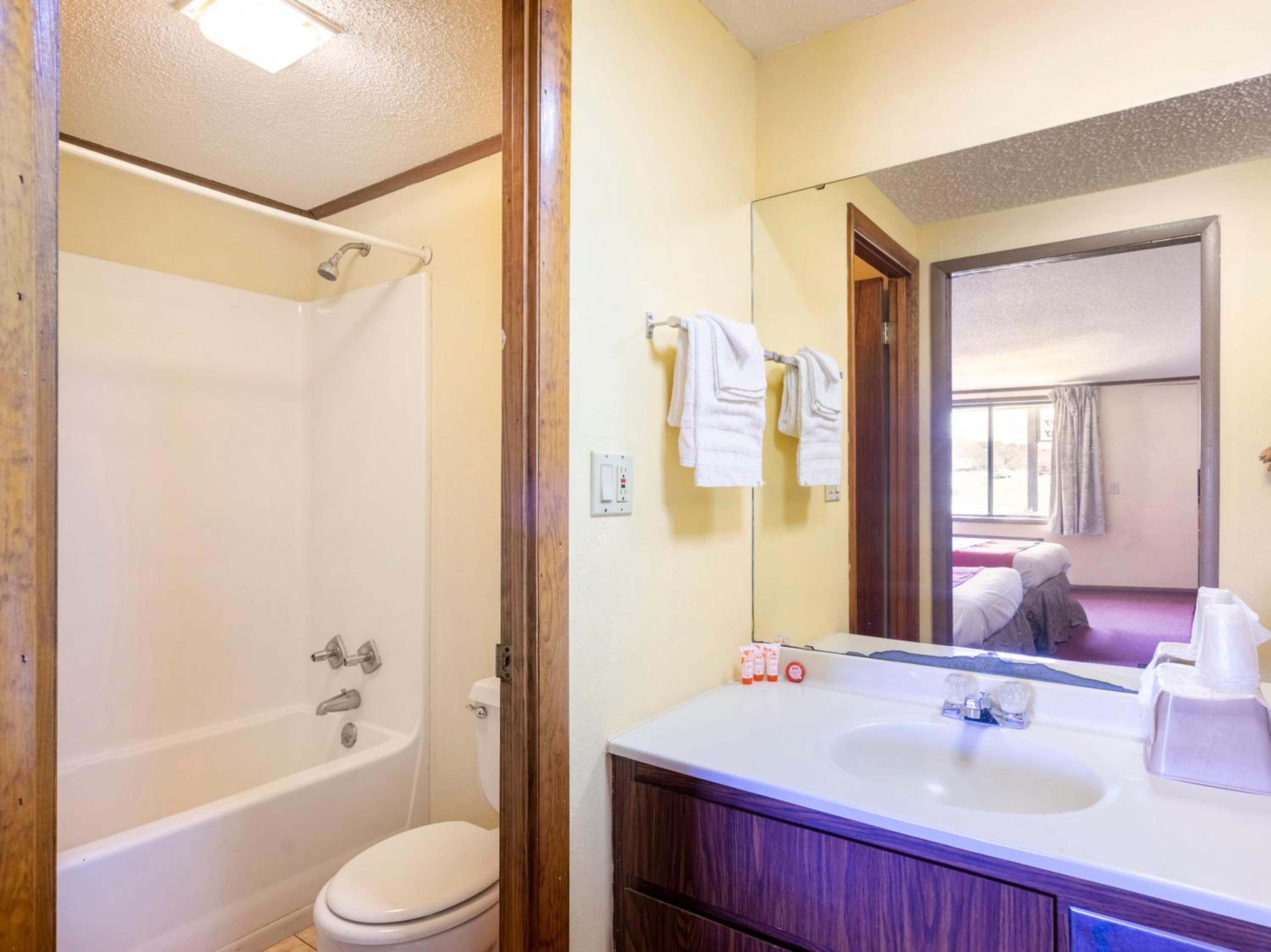 Two-Bedroom Apartment - Photo 10