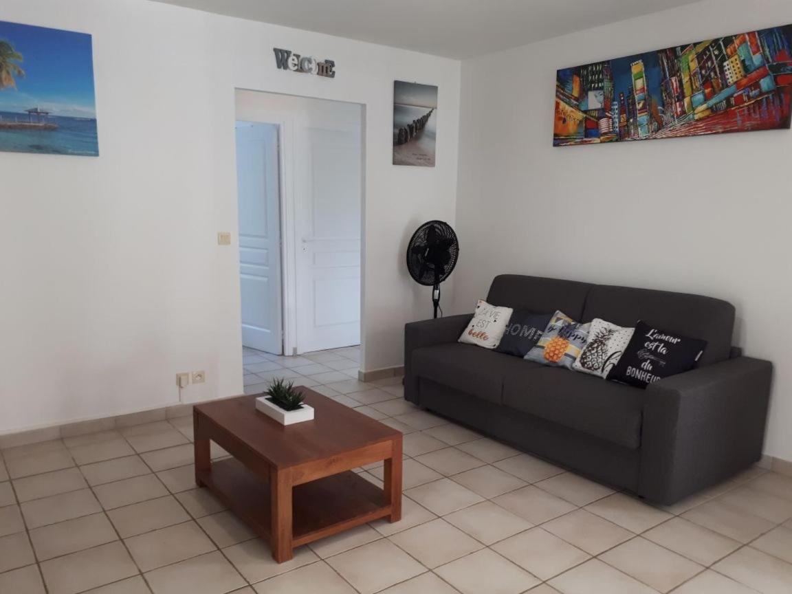 Two-Bedroom Apartment photo 2