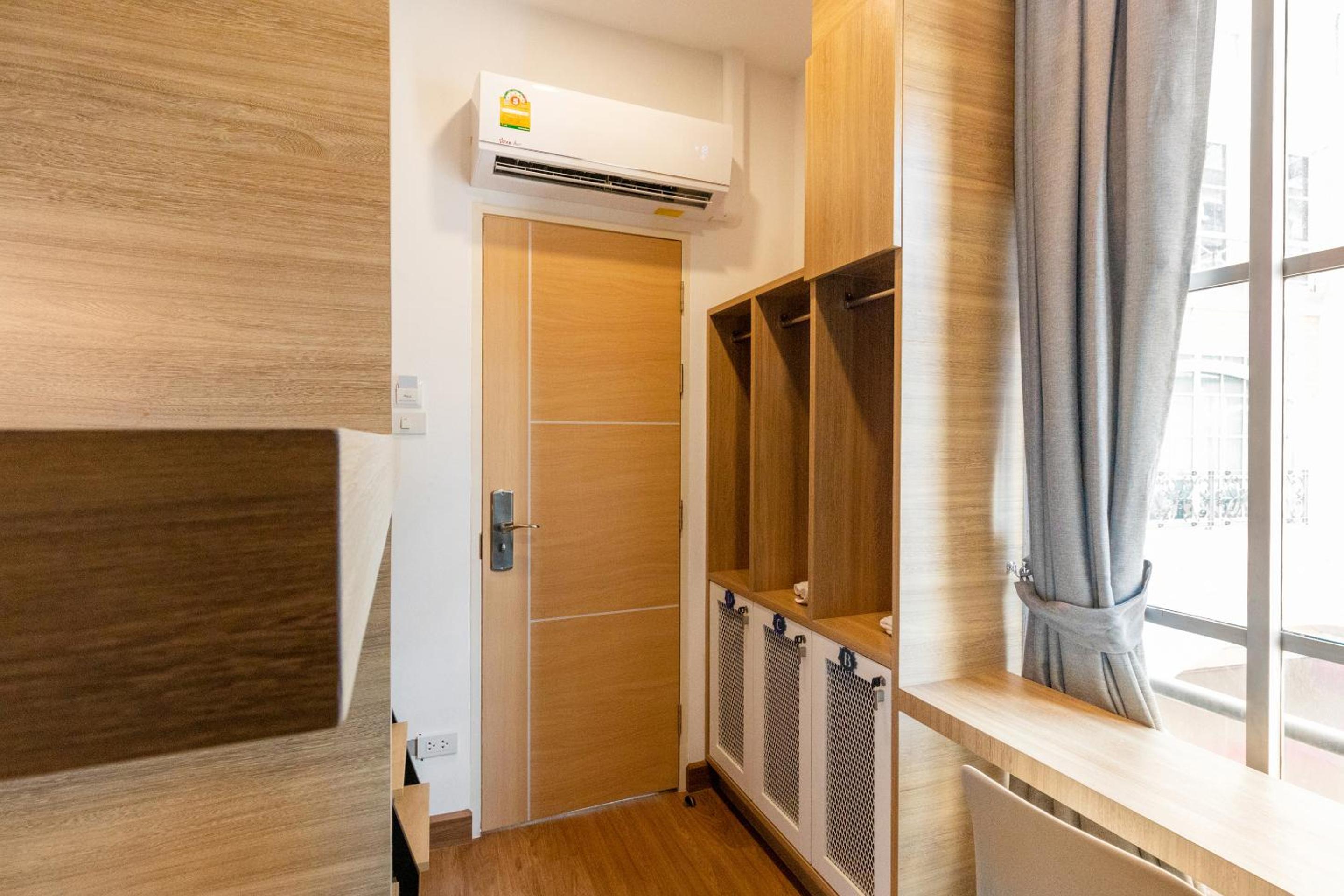 Bed in 4-Bed Mixed Dormitory Room photo 1