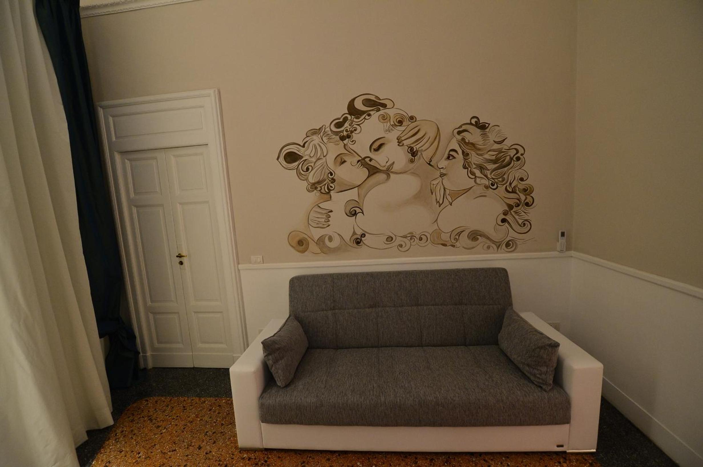 Superior Double Room - Photo 12