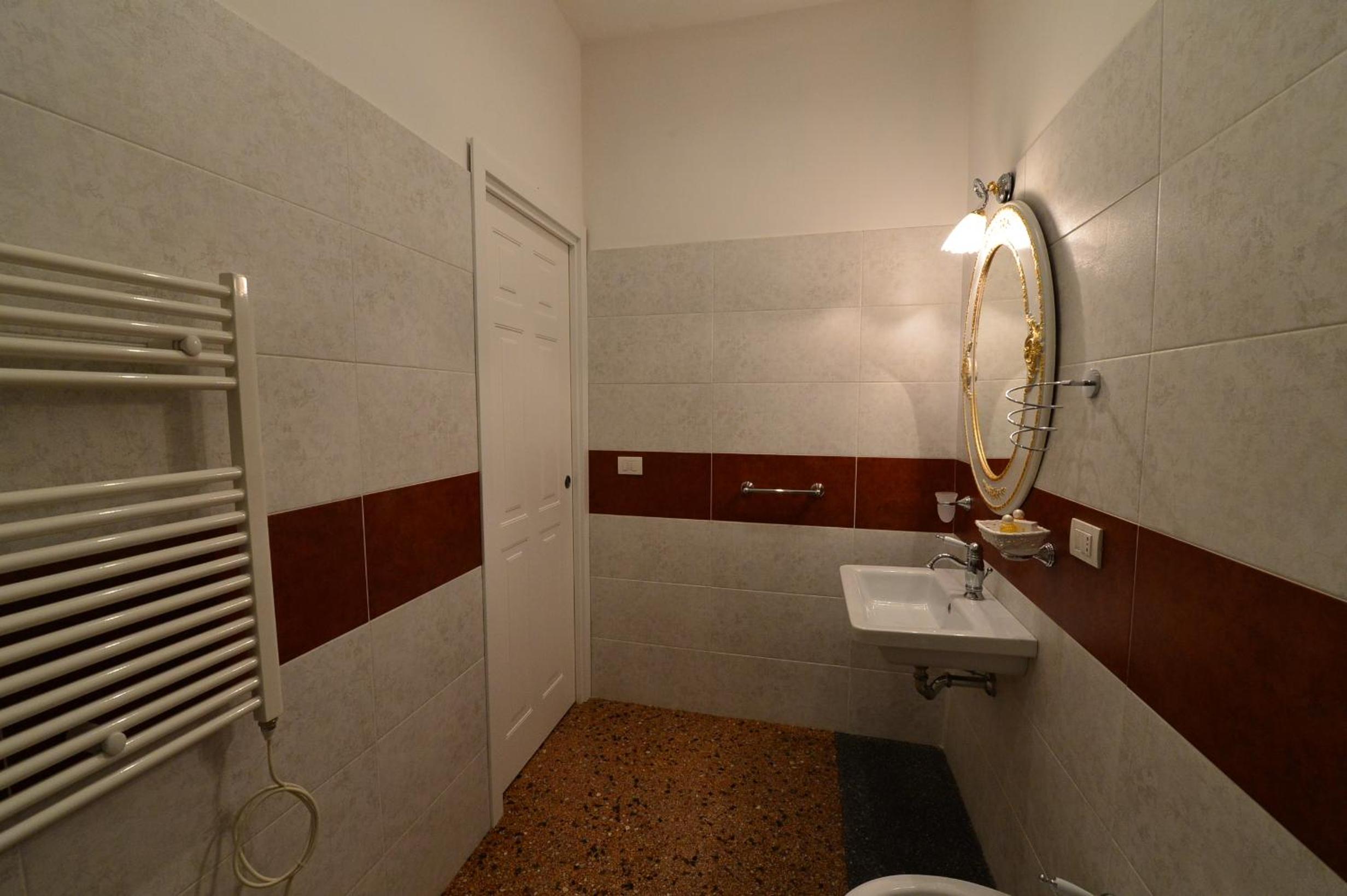 Superior Double Room - Photo 10