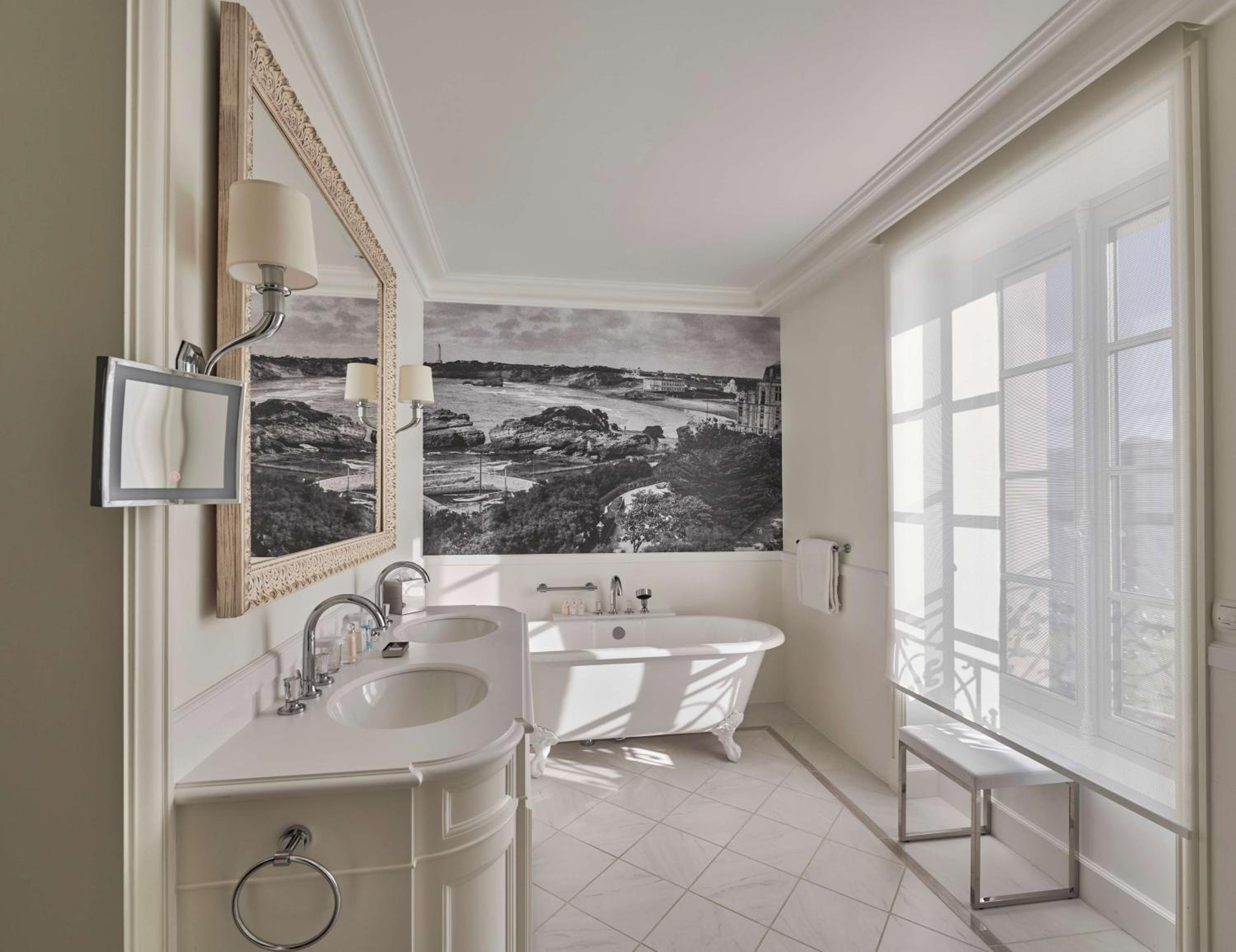 Two-Bedroom Family Suite