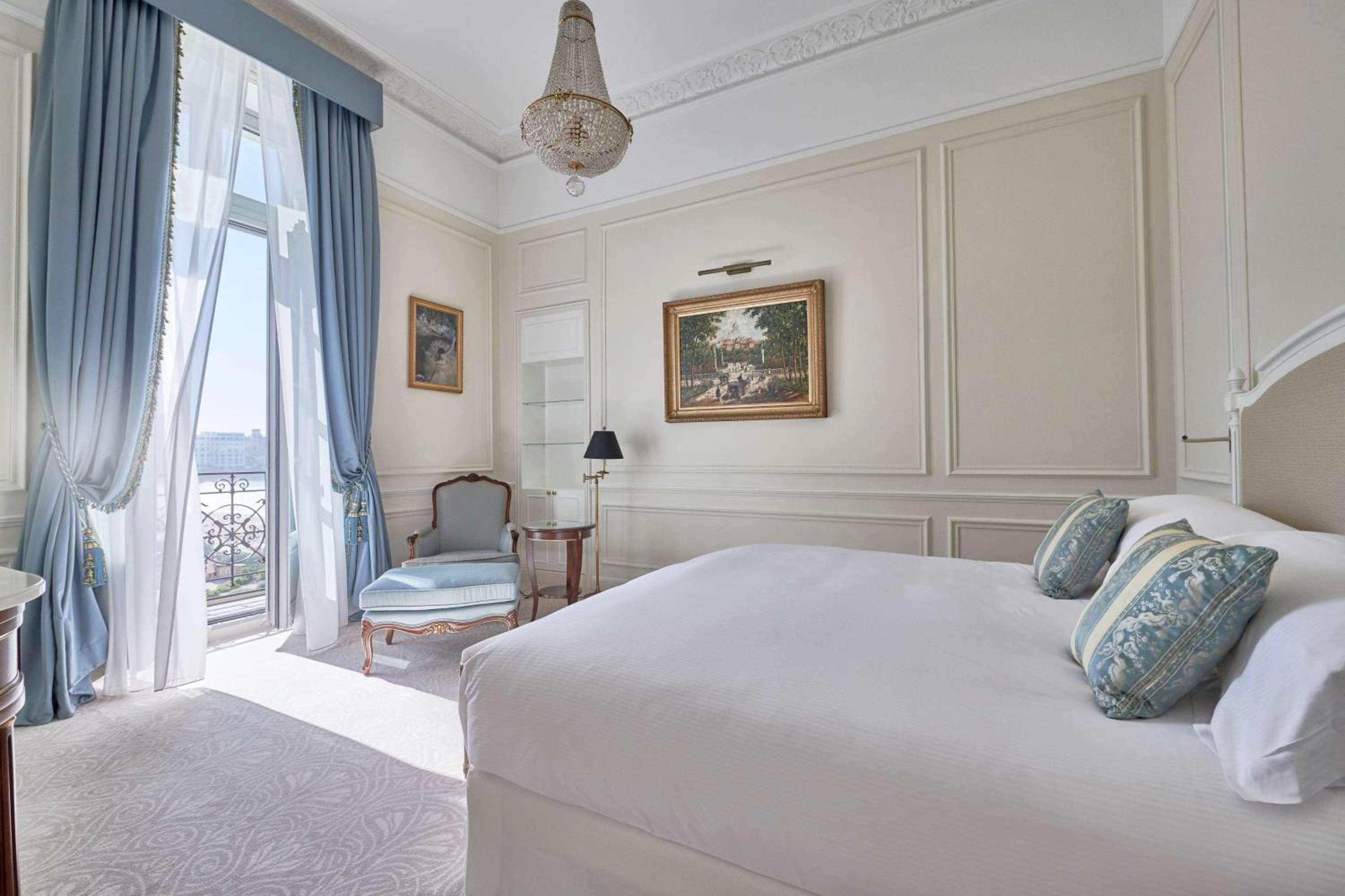 Ambassador Suite