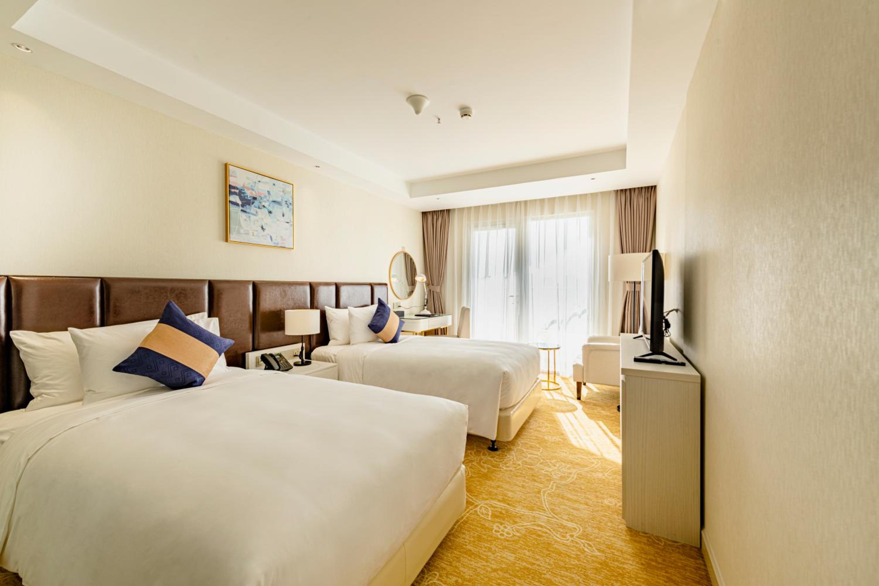 Deluxe Twin Room with one Shining Afternoon Tea Per Stay