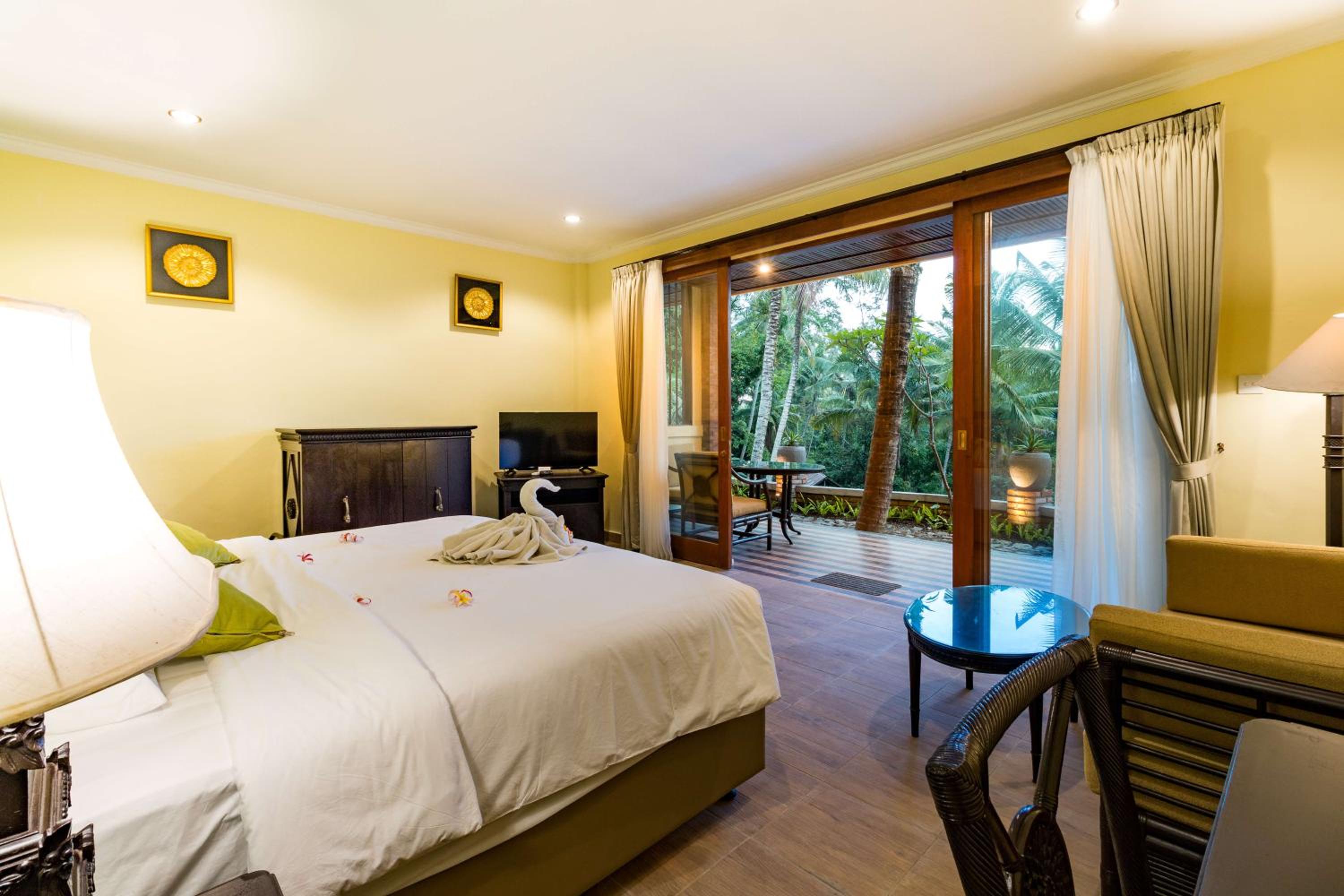 Riverside Suite - Photo 7