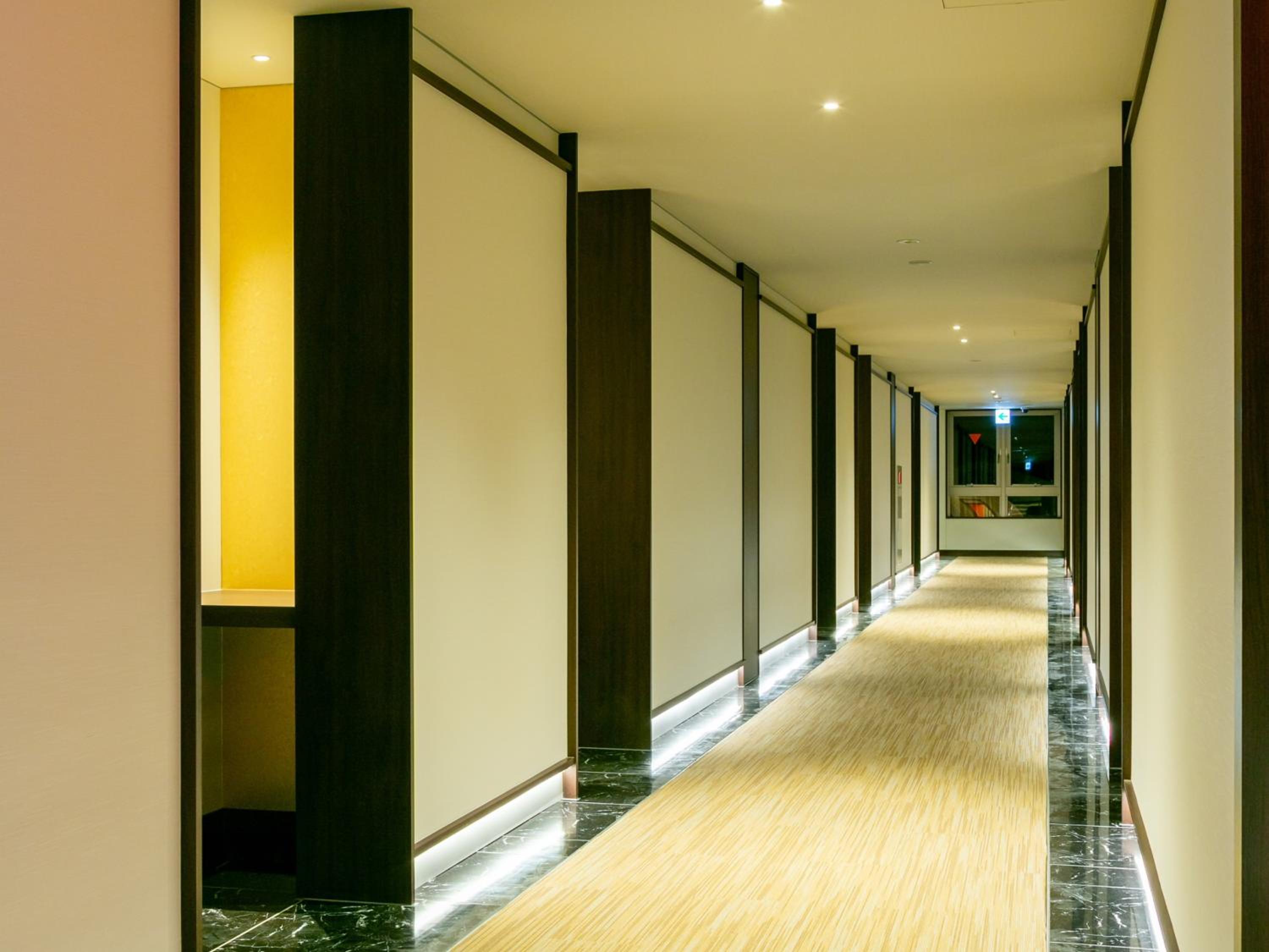 Deluxe Twin Room - Photo 10