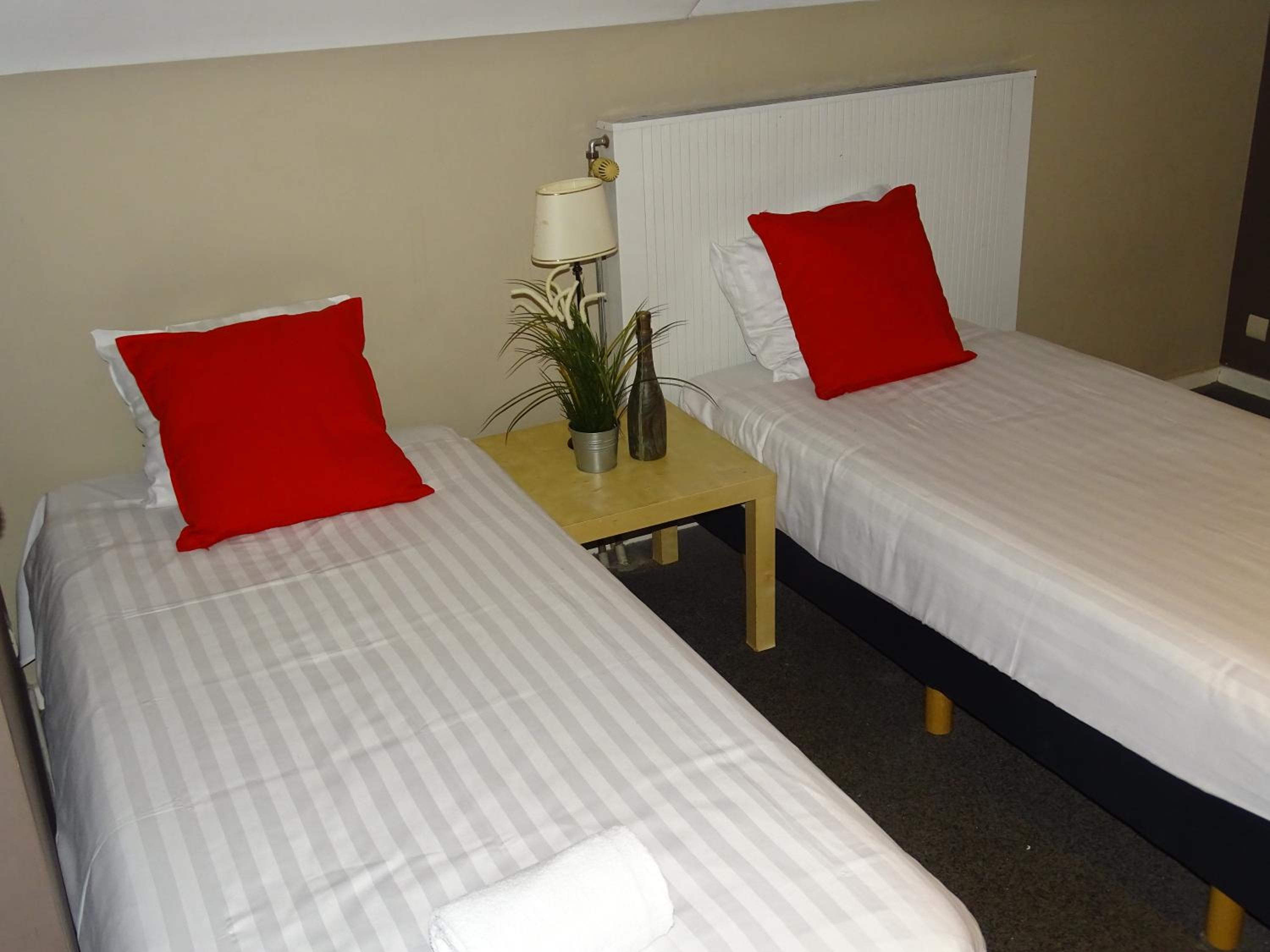 Family Apartment (6 Adults) - Photo 5