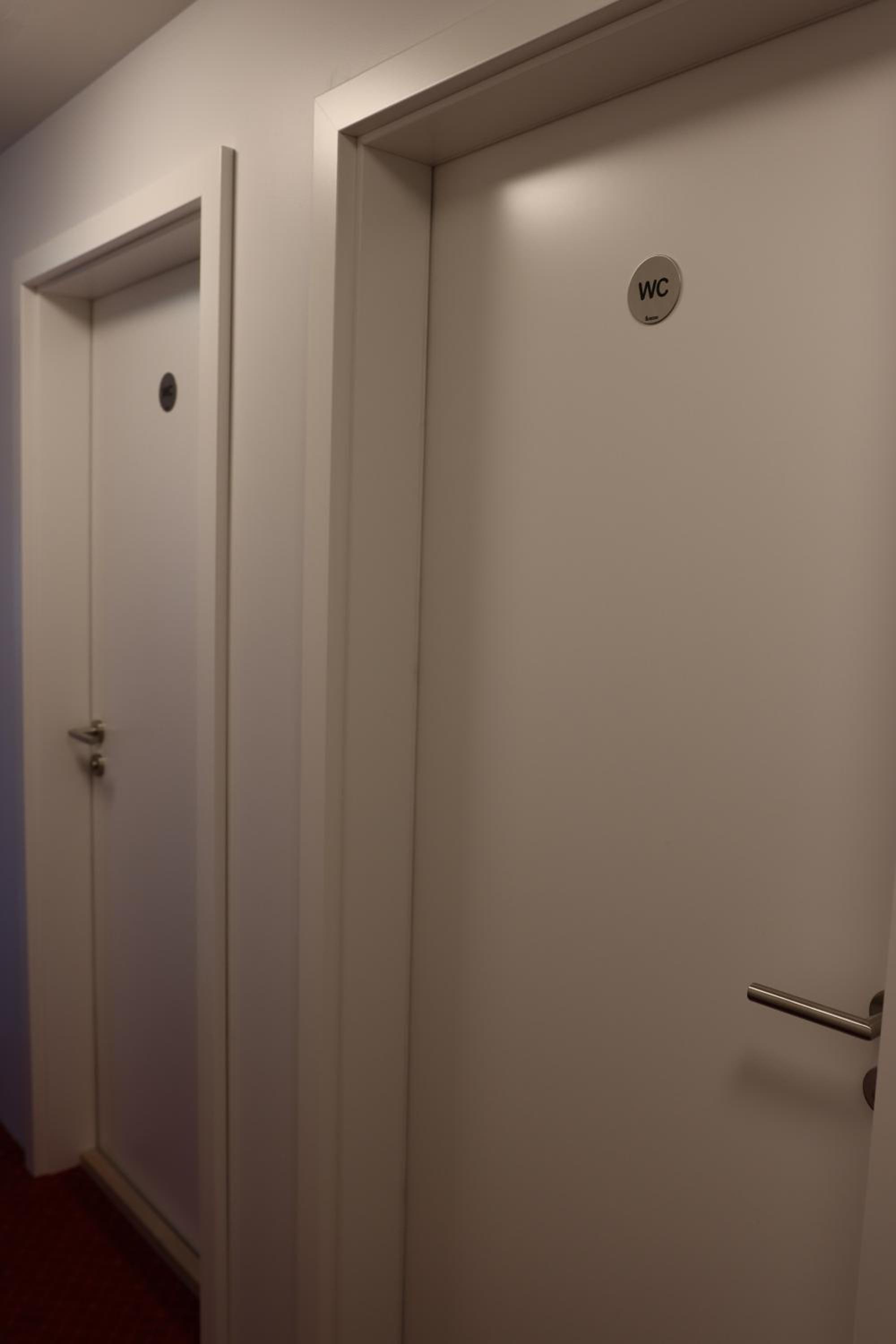 Quadruple Room with Shared Bathroom photo 3