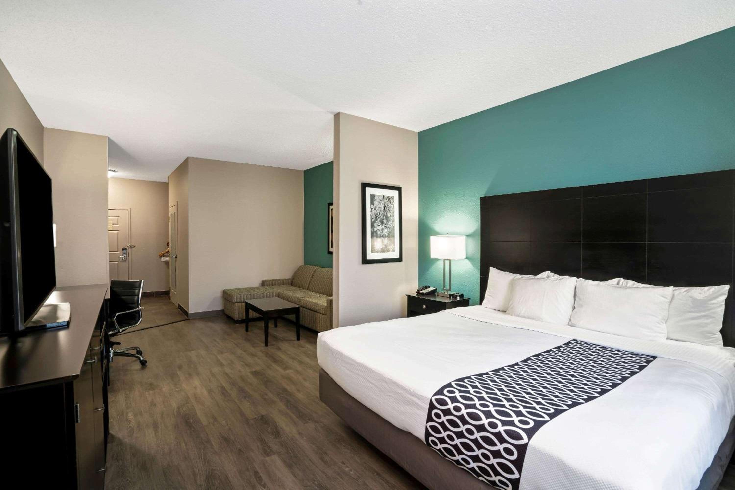 King Room - Mobility Access/Non-Smoking