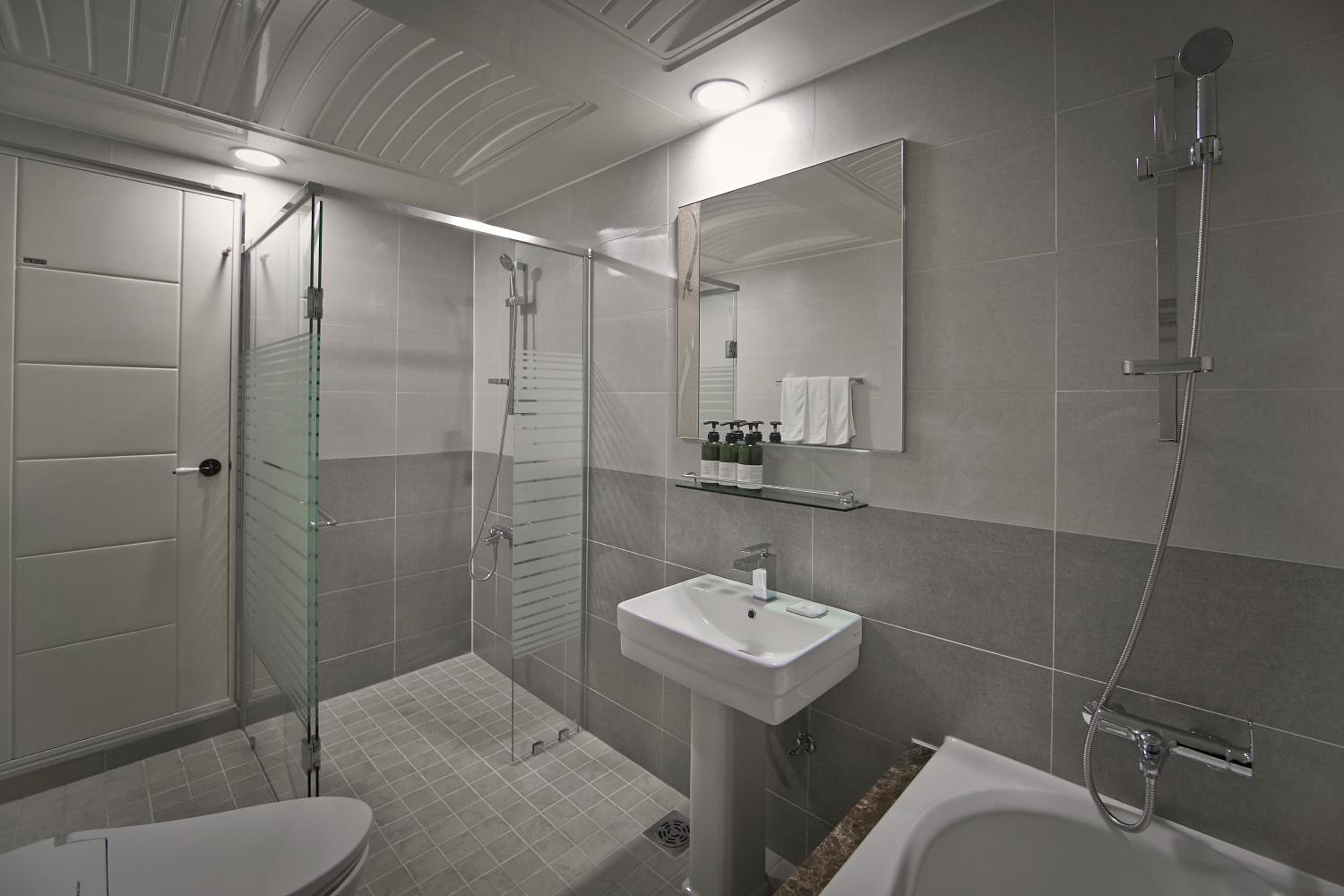 Family Suite photo 2