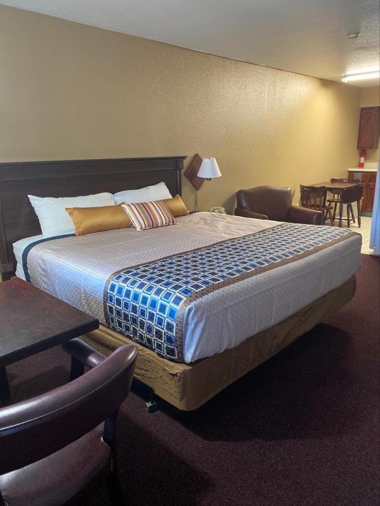 Deluxe Queen Room photo 2