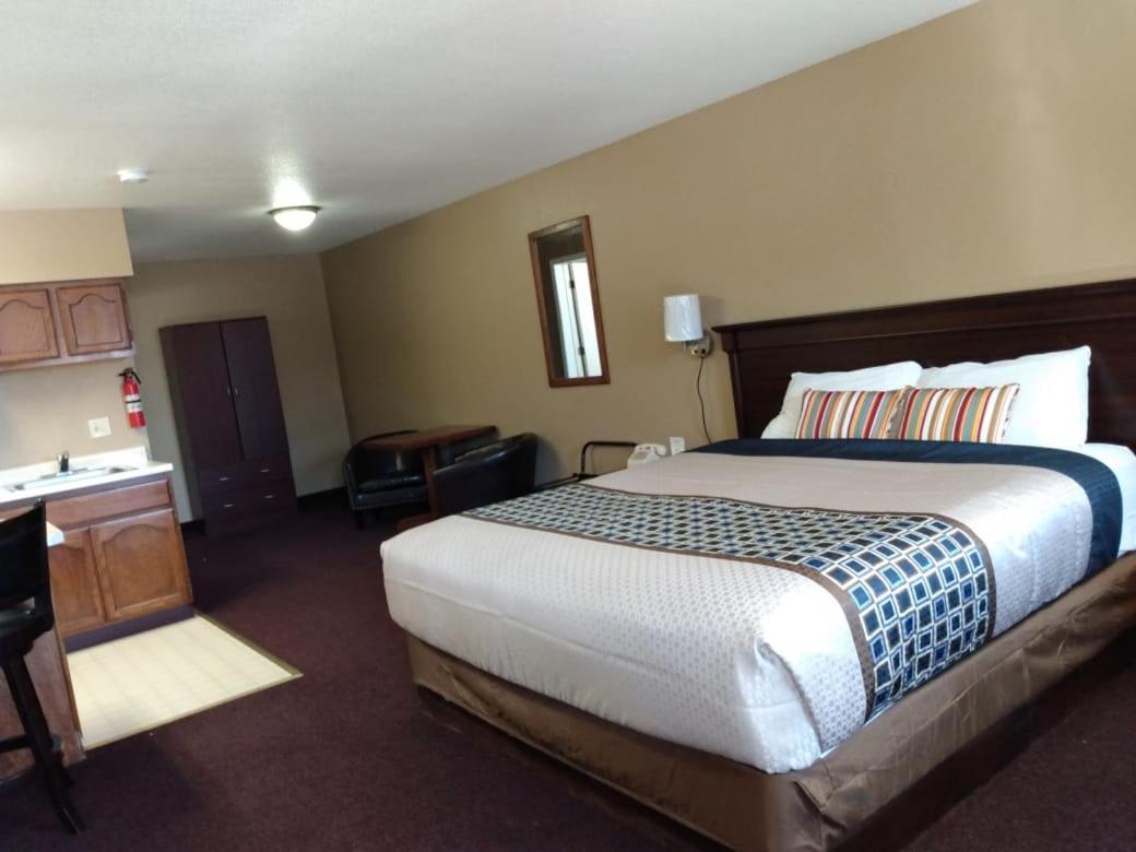 Deluxe Queen Room photo 3