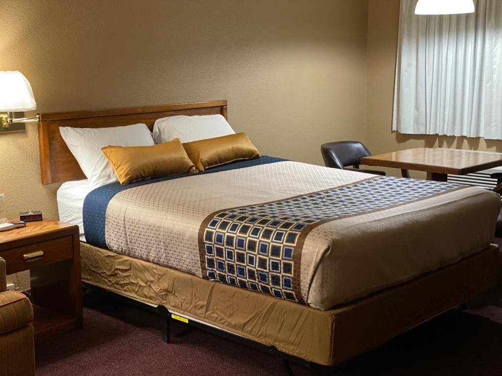 Deluxe Queen Room photo 1