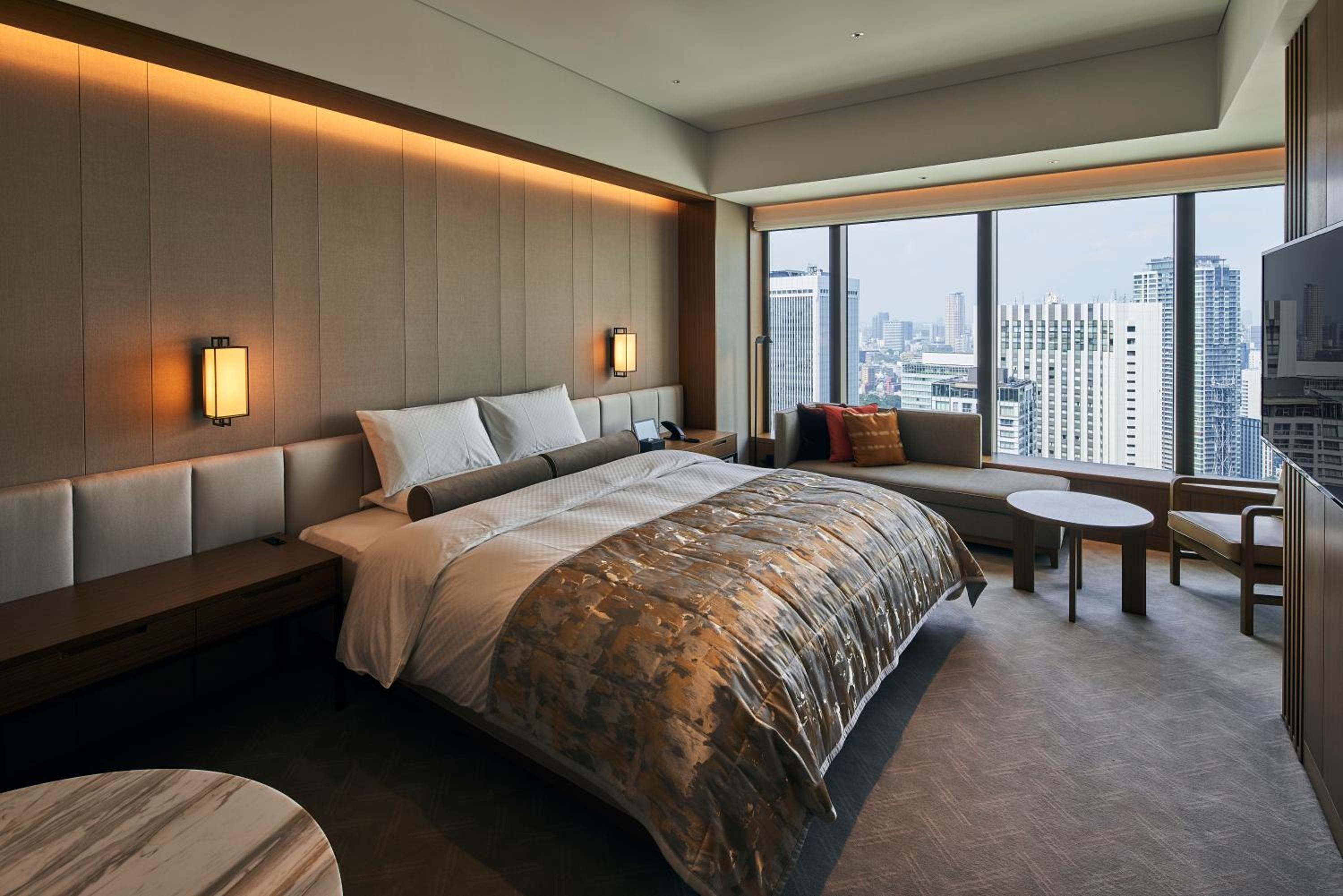 [Prestige] King Room with View Bath - Upper Floor